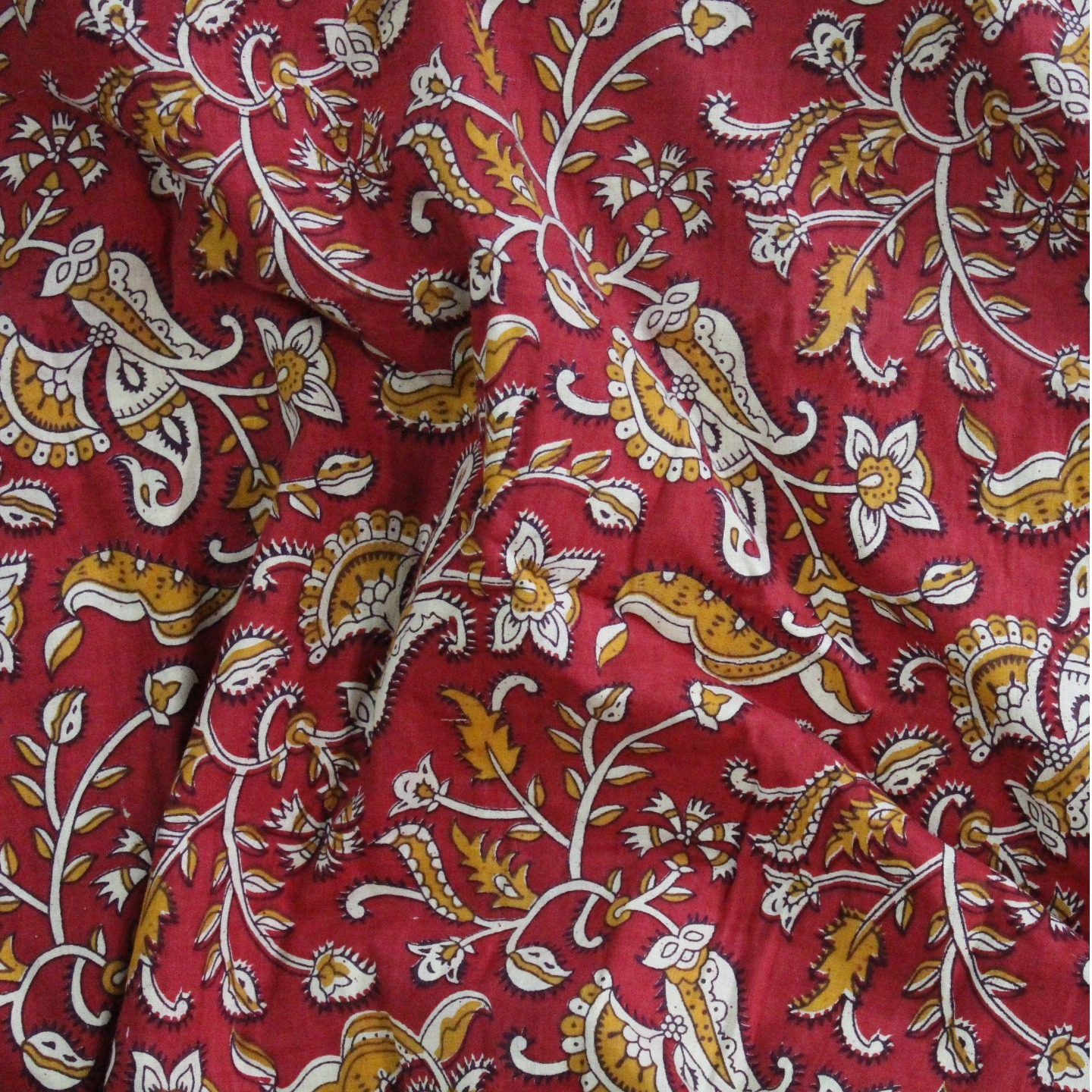 Red Floral Printed Fabric (Rs 150/Meter)