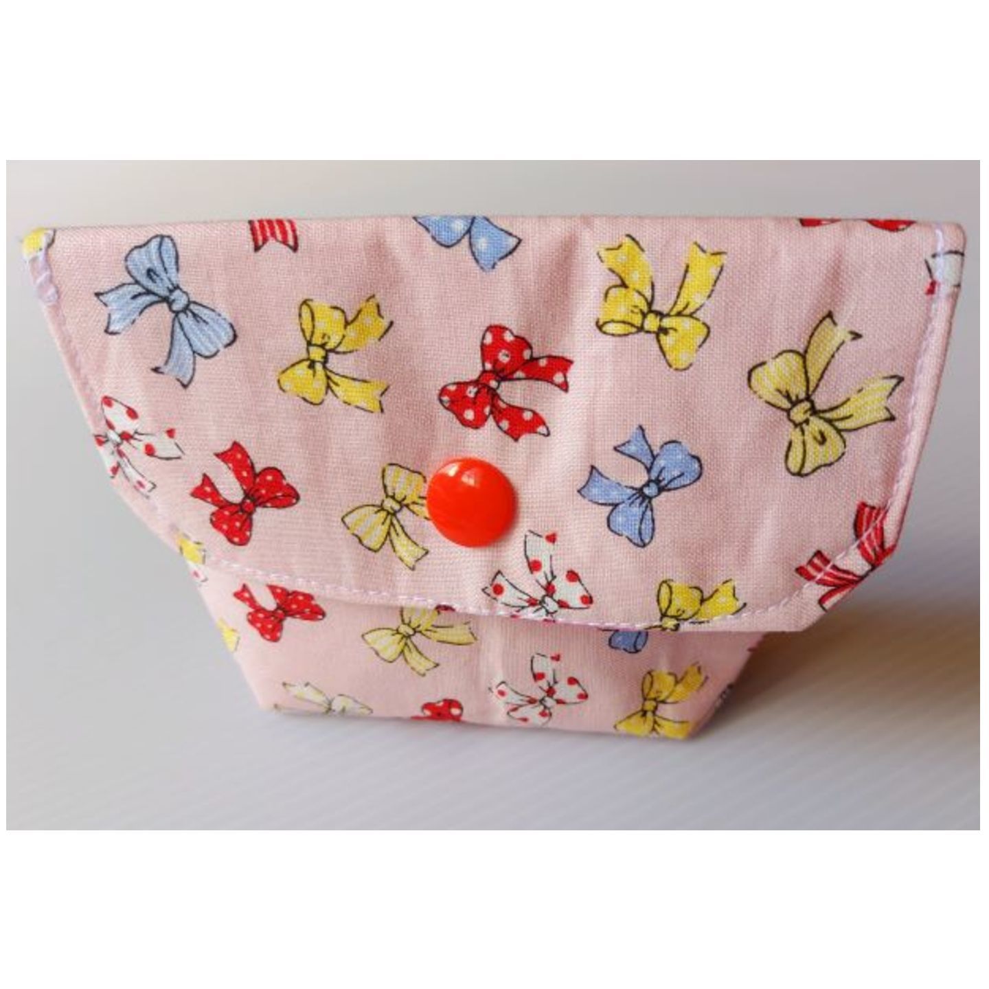 Button Pouch, M, Ribbons