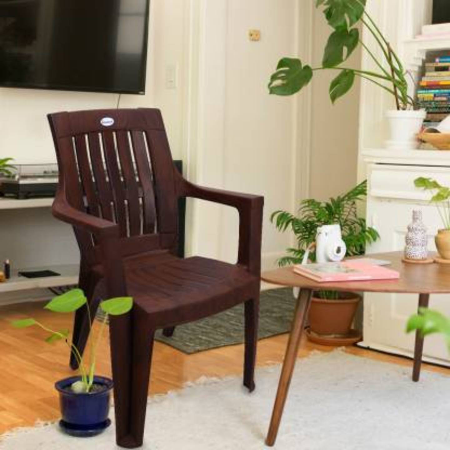 Restomatt Plastic Outdoor Chair  Brown, Set of 2 DIYDo-It-Yourself