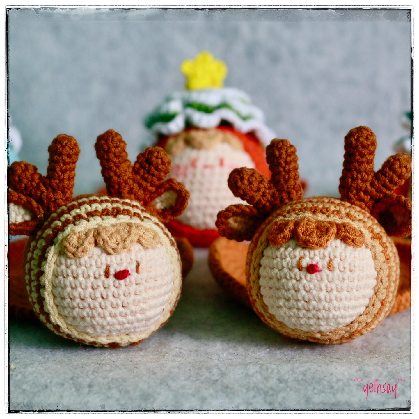 Dumpling in XmasTree Costume