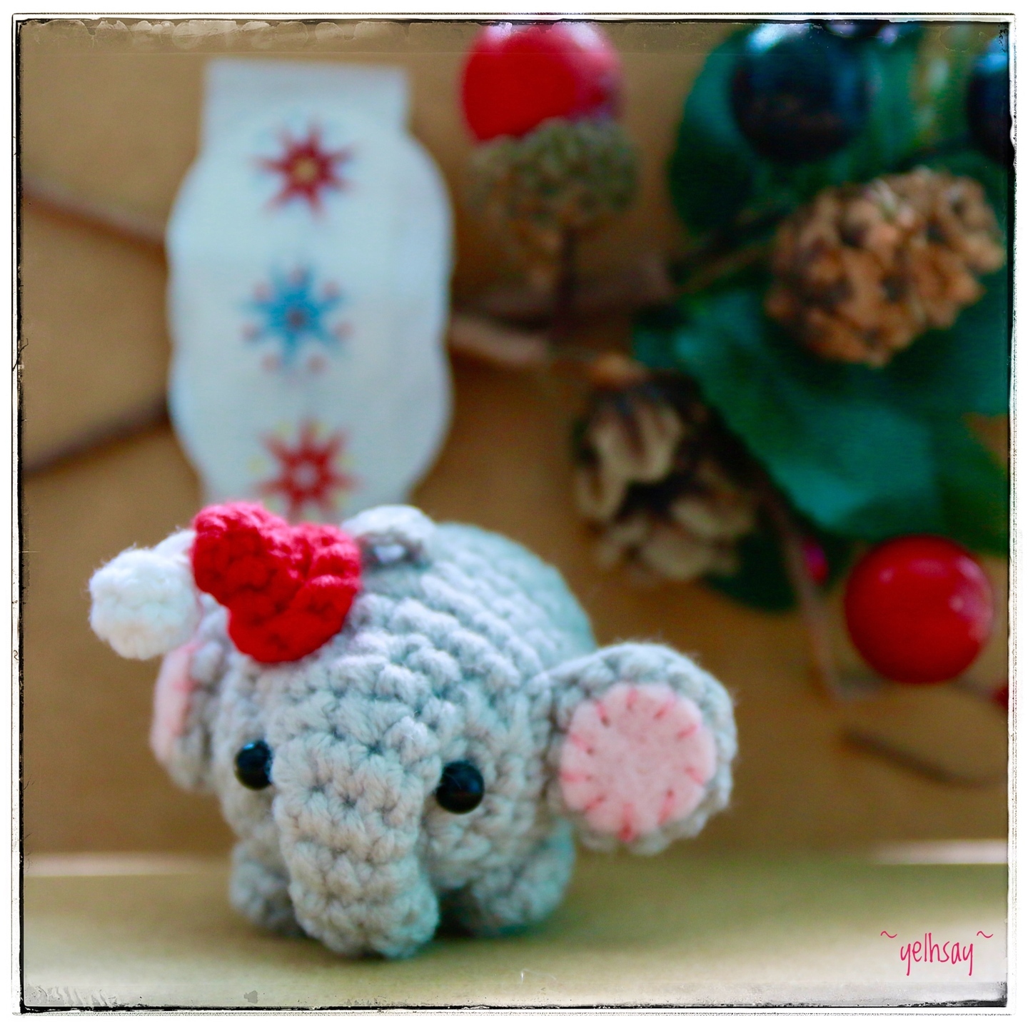 Mini Amigurumi - Elephant