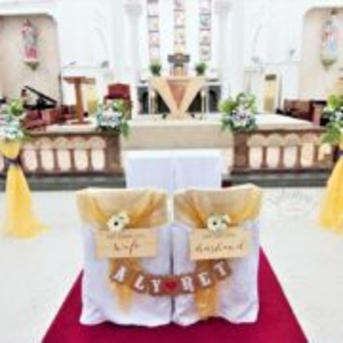 Church Wedding Elite                                                        Wedding Arch + Car Décor