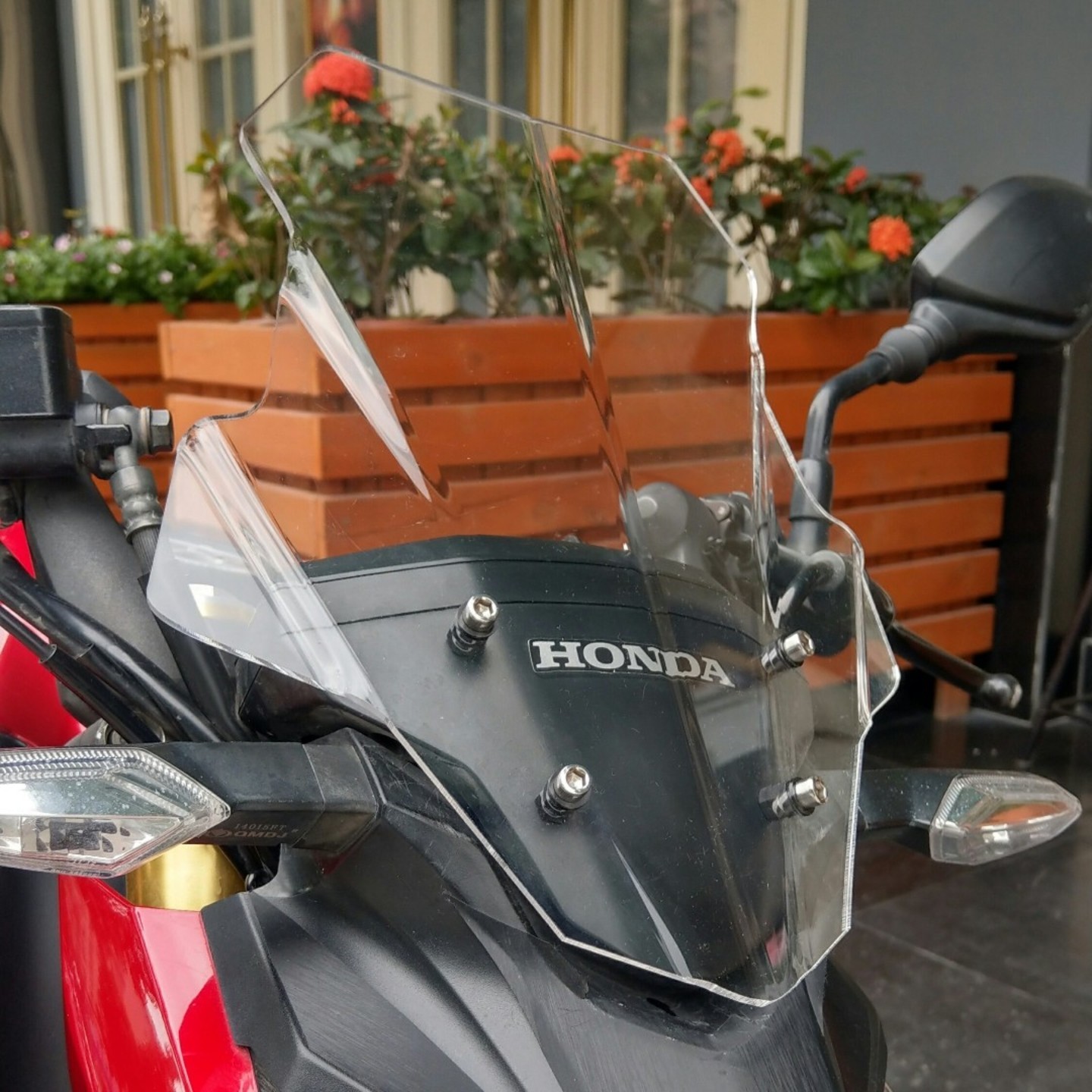 Honda CB190R transparent tinted windscreen