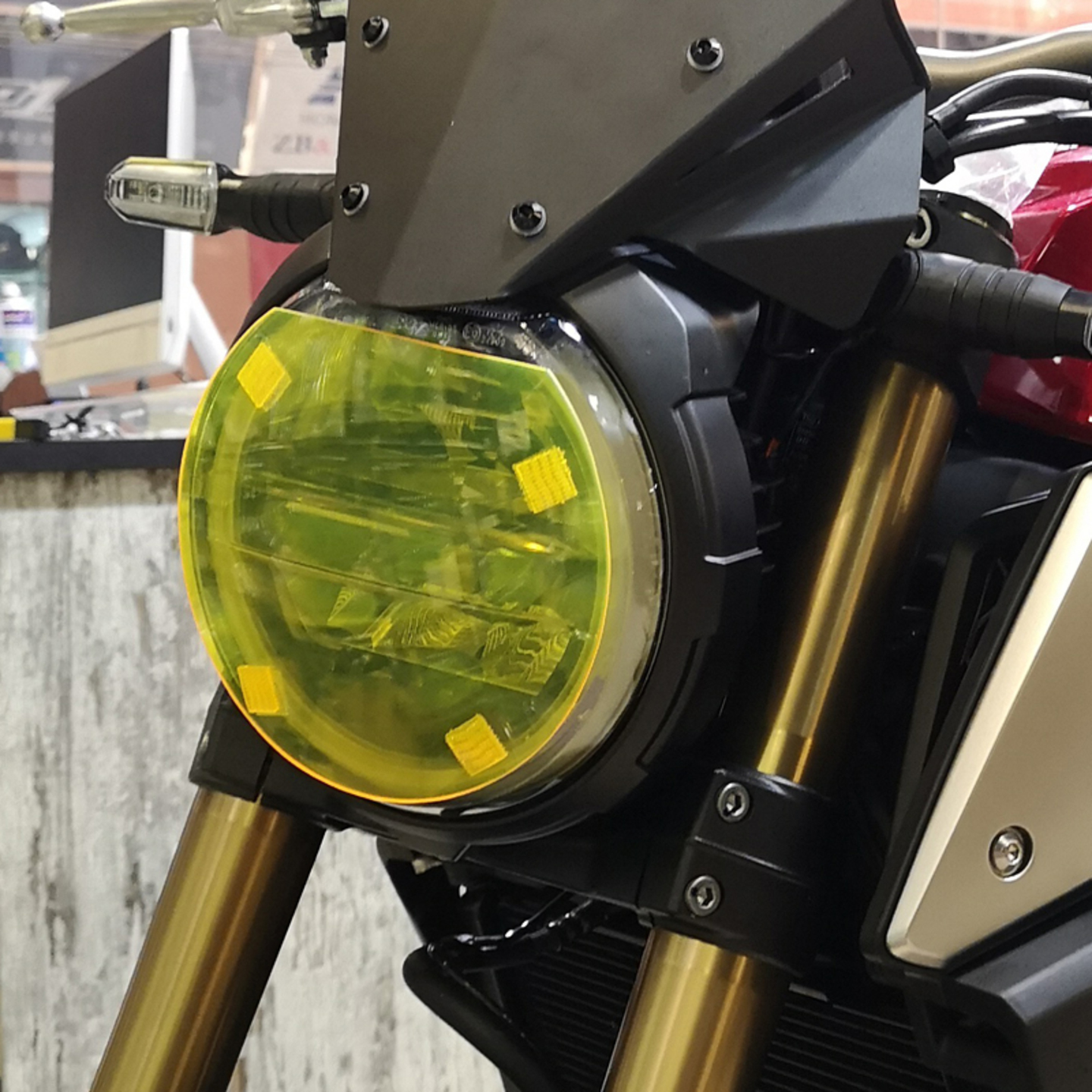 Honda CB1000R CB650R modified headlight protection protect guard lens cover