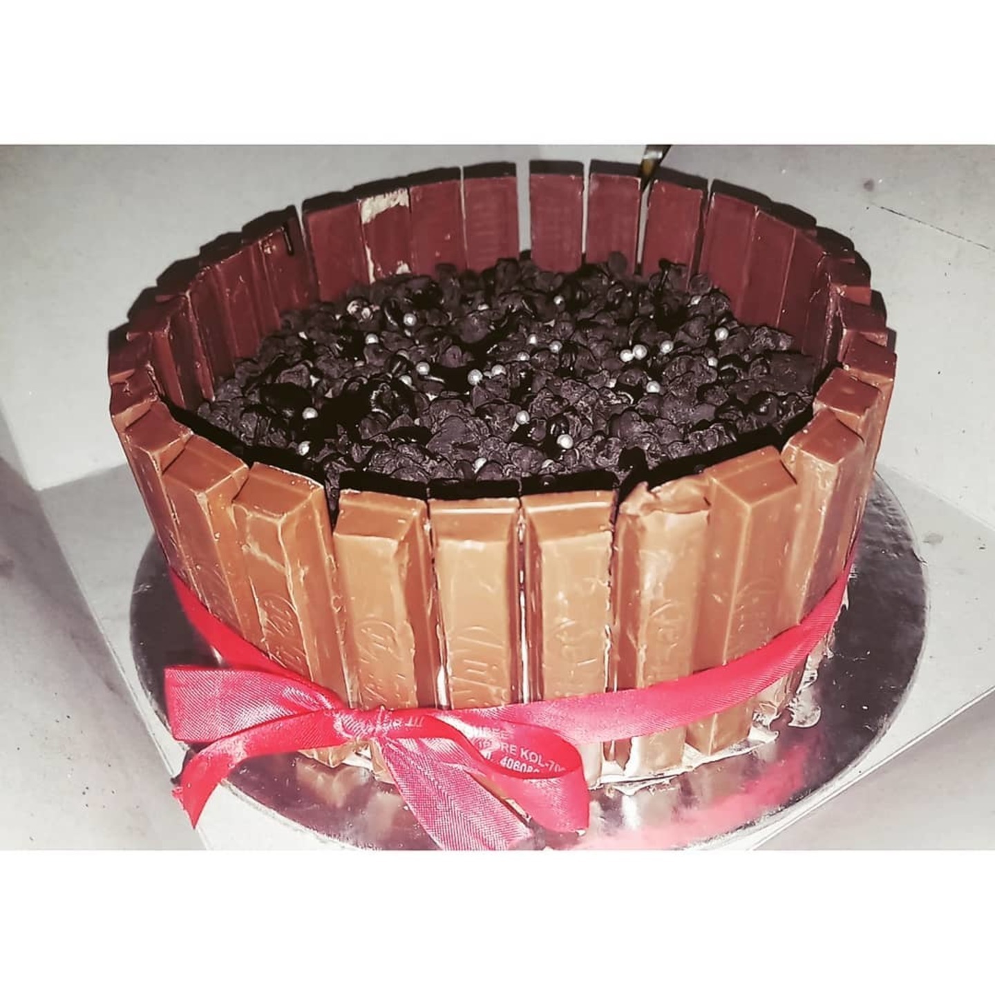 KitKat Cake