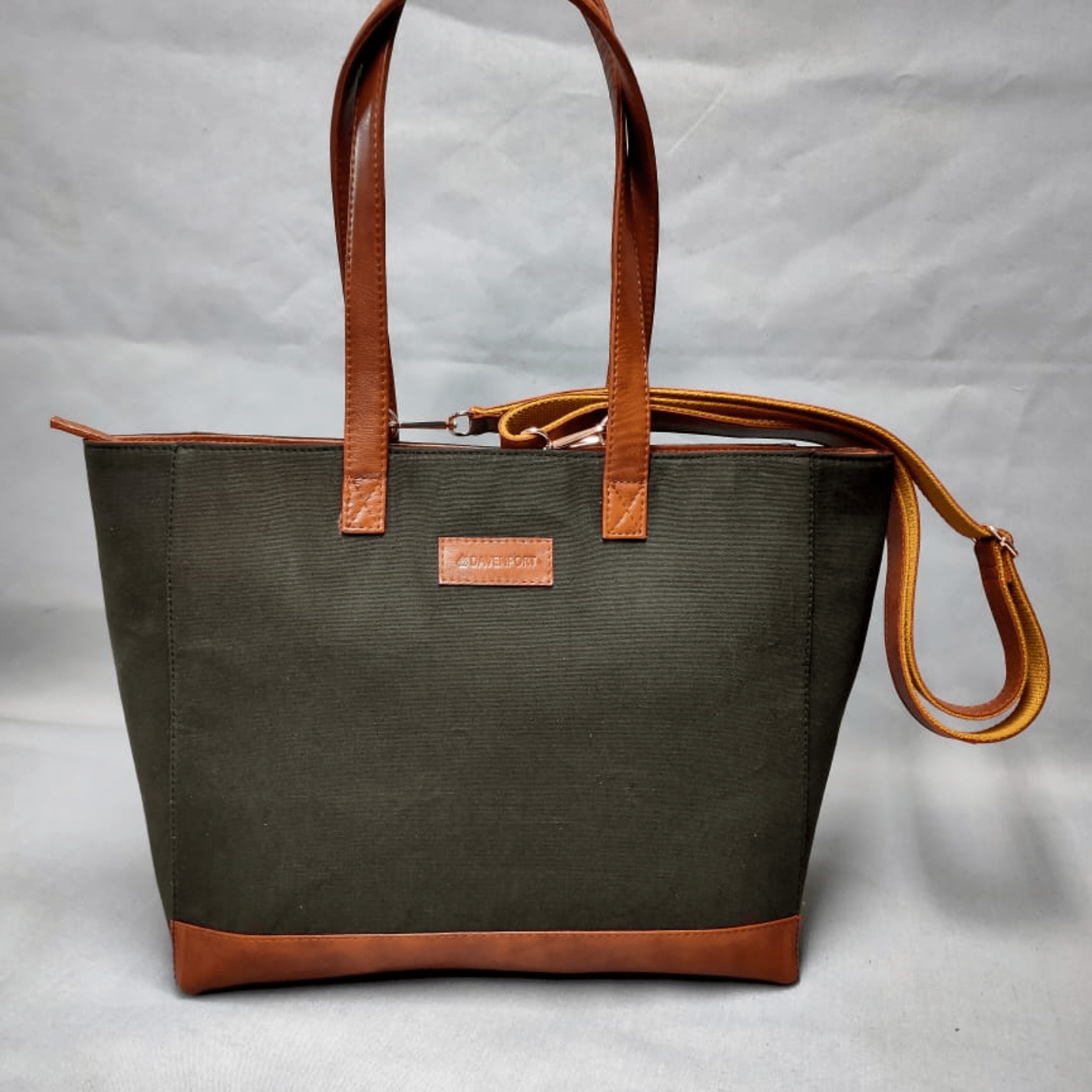 Davenport Totel bag