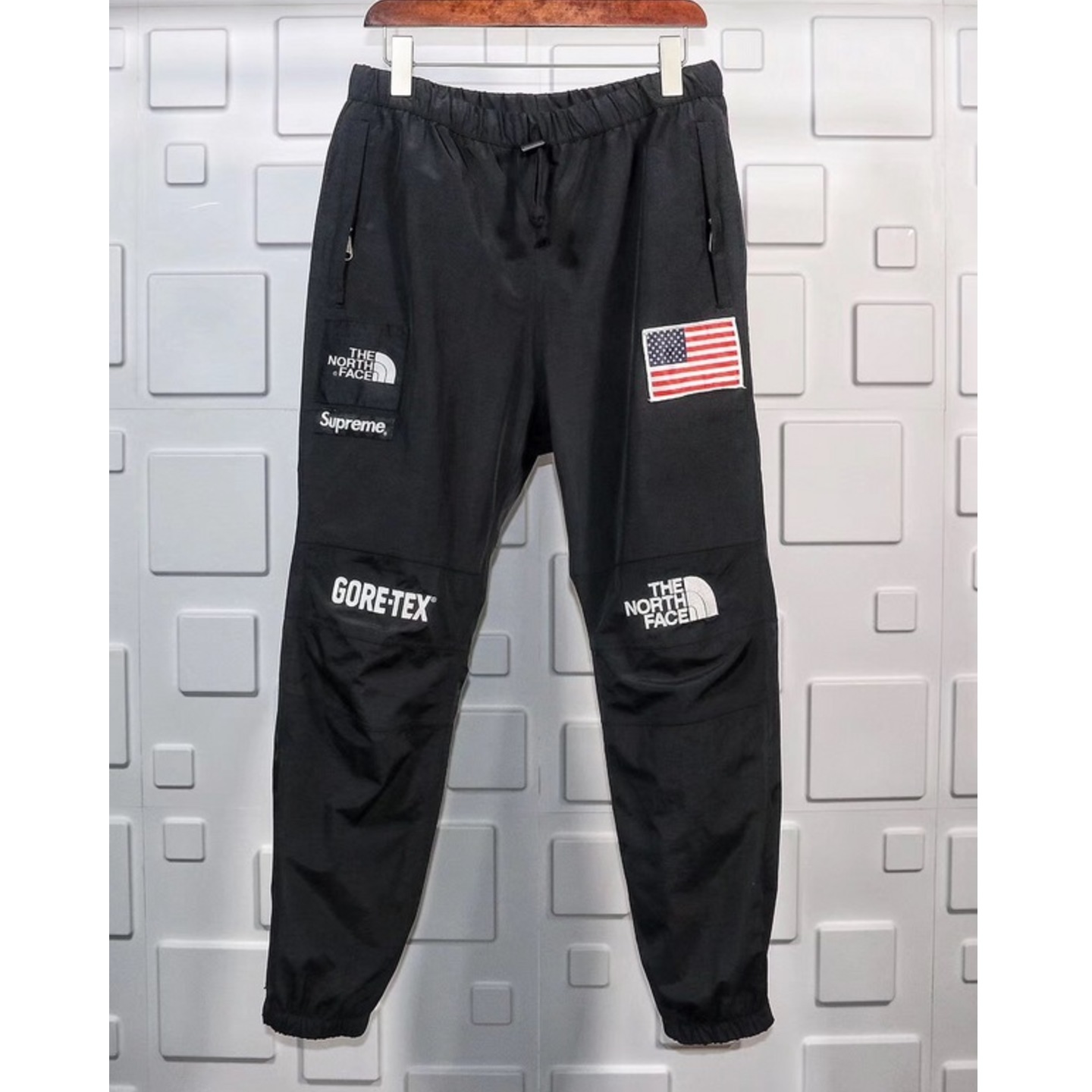 Supreme x The North Face Gore-Tex Black Expedition Pants