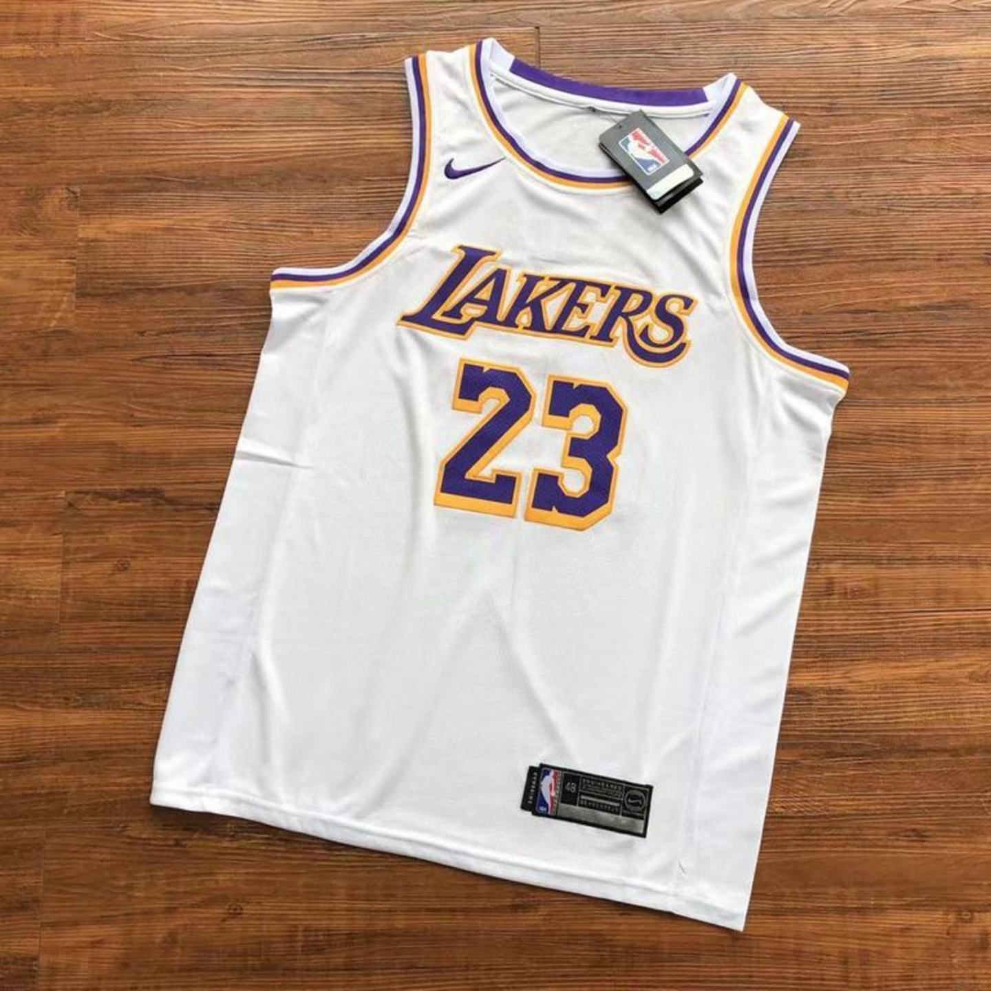 Nike Lakers LeBron James Jersey