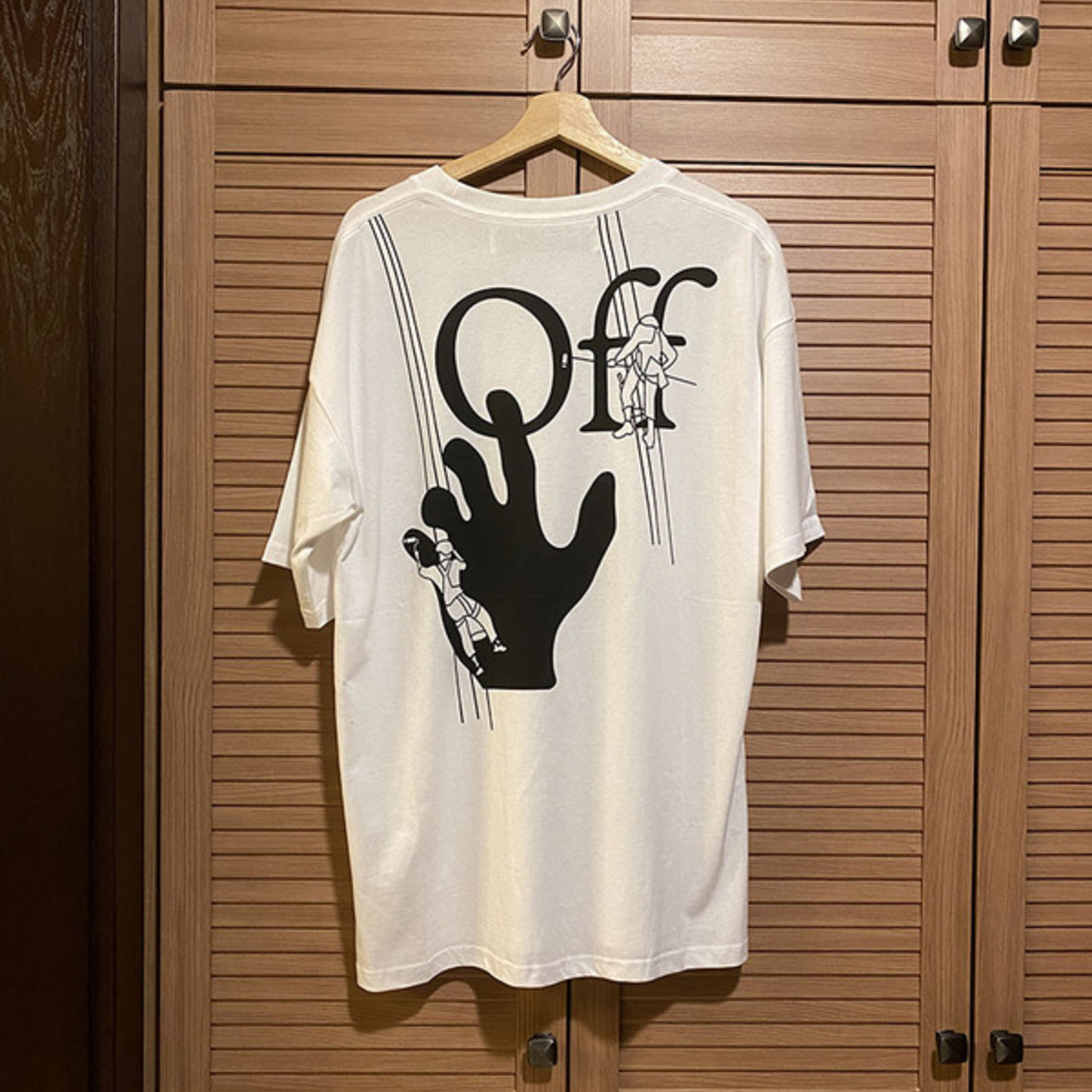 Off White Office tower glass cleaner T Shirt