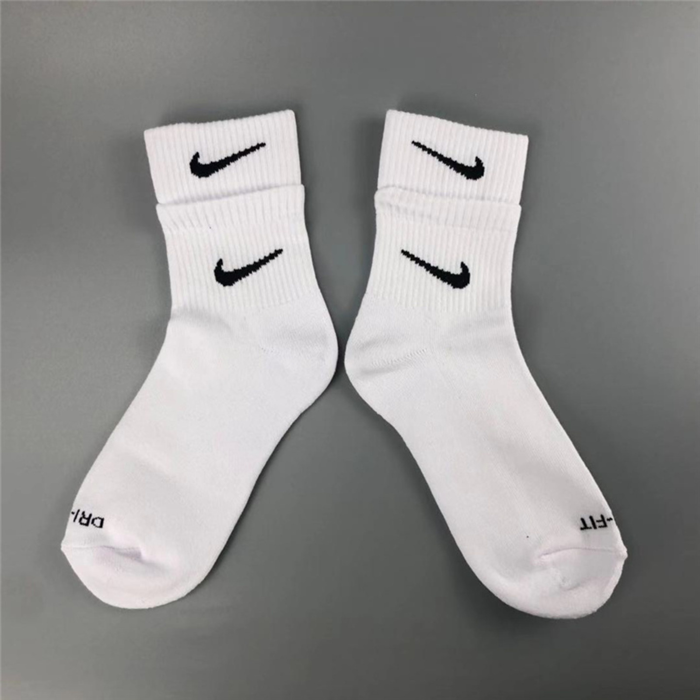 Nike Duel Logo Socks