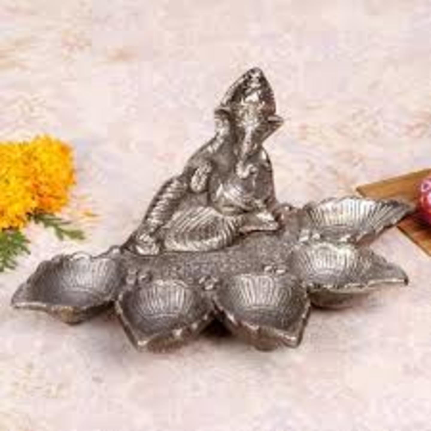 White Metal Ganesha Panch Batti Diya