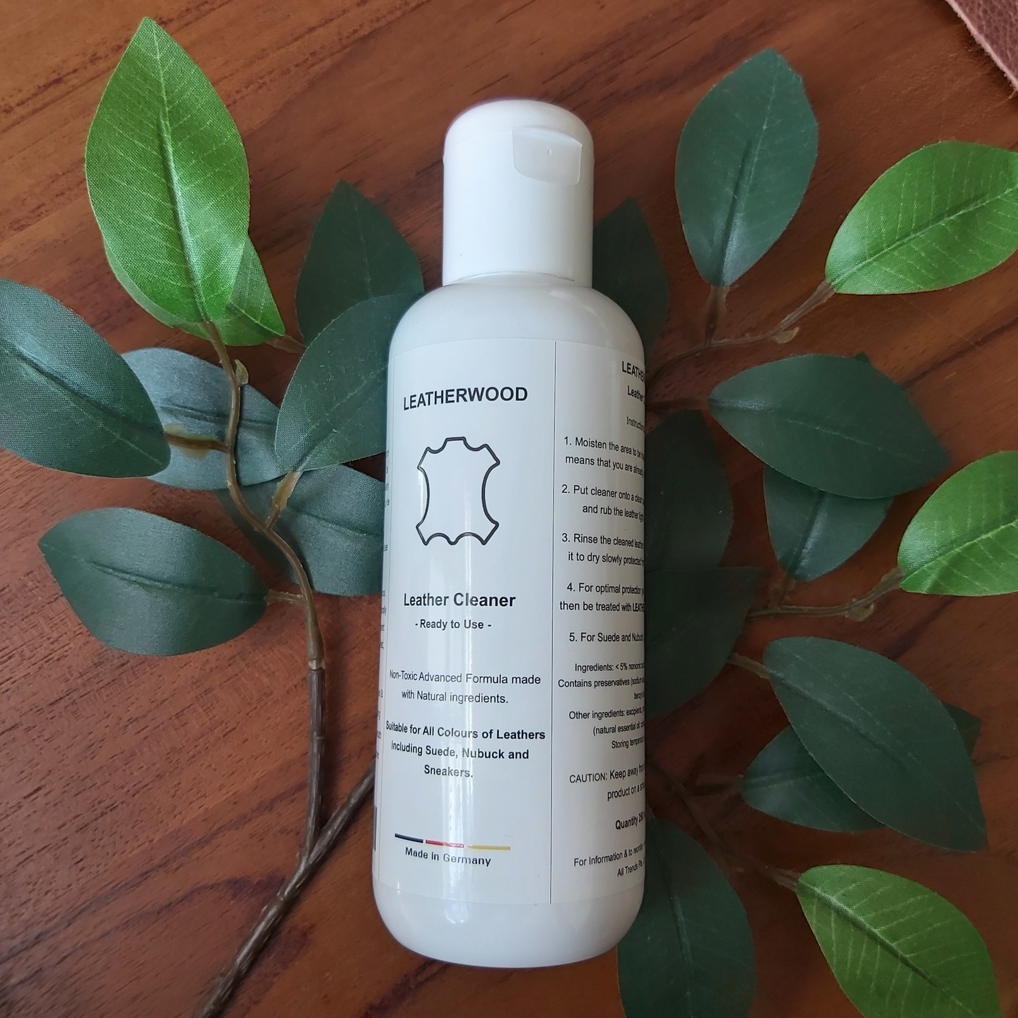 Leatherwood  Cleaner for Leather,Suede,Nubuck ,Sneaker & Fabric 250 ml