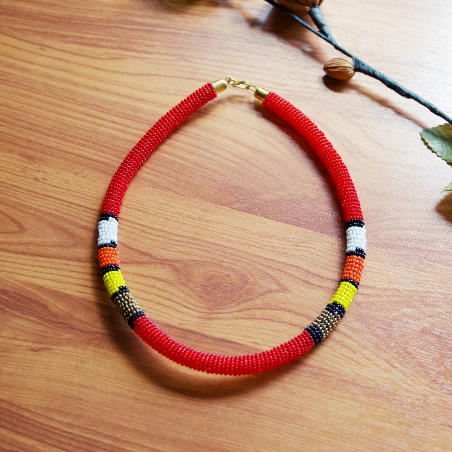 Red and Multicolour Colour Necklace 