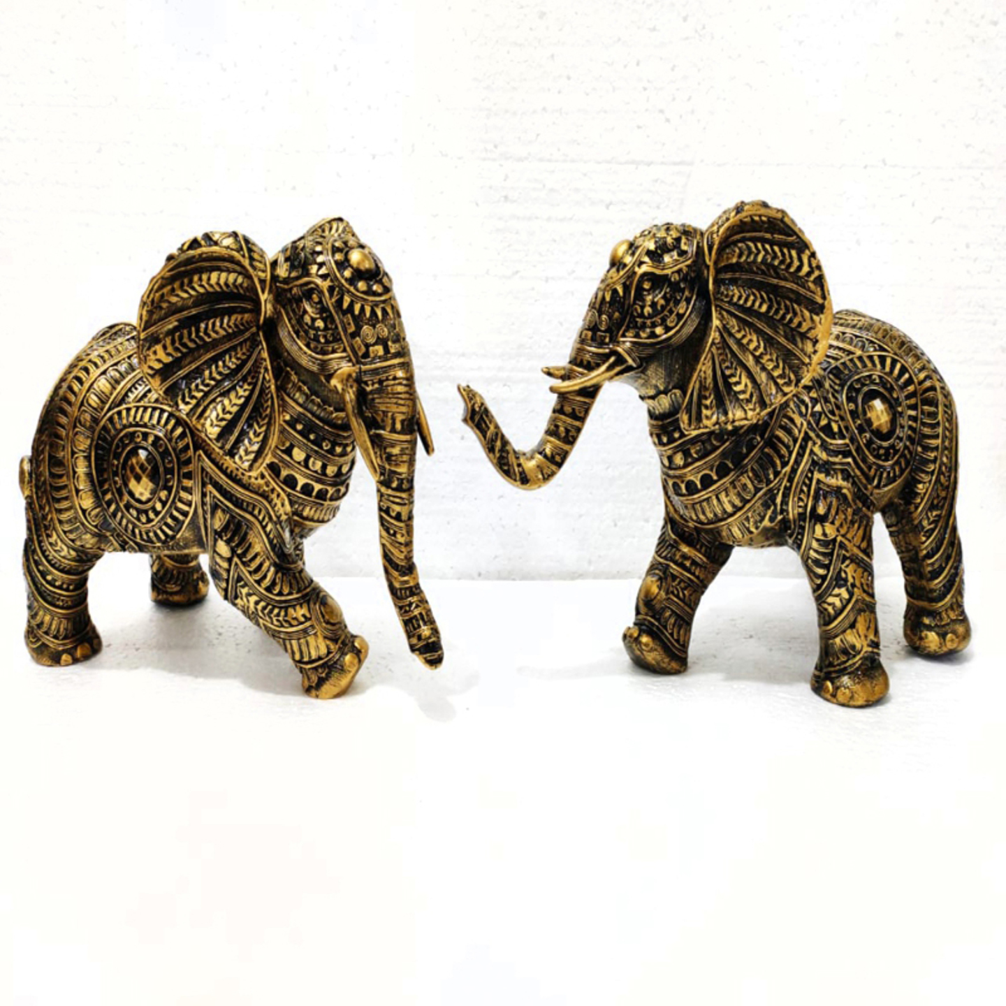 Deesha Planters and Decors Fengsui Rajwada Elephant Couple Statue Showpiece (28X14X20 cm)