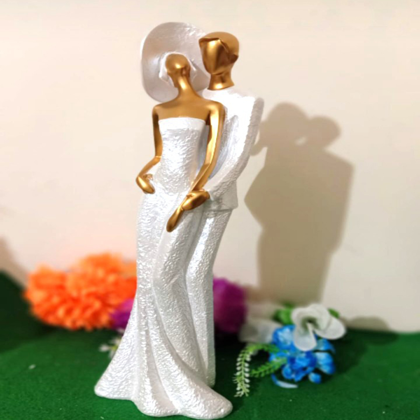 Deesha Planters and Decors Beautiful White Loving Wedding Couple Statue (19X15X57 cm)
