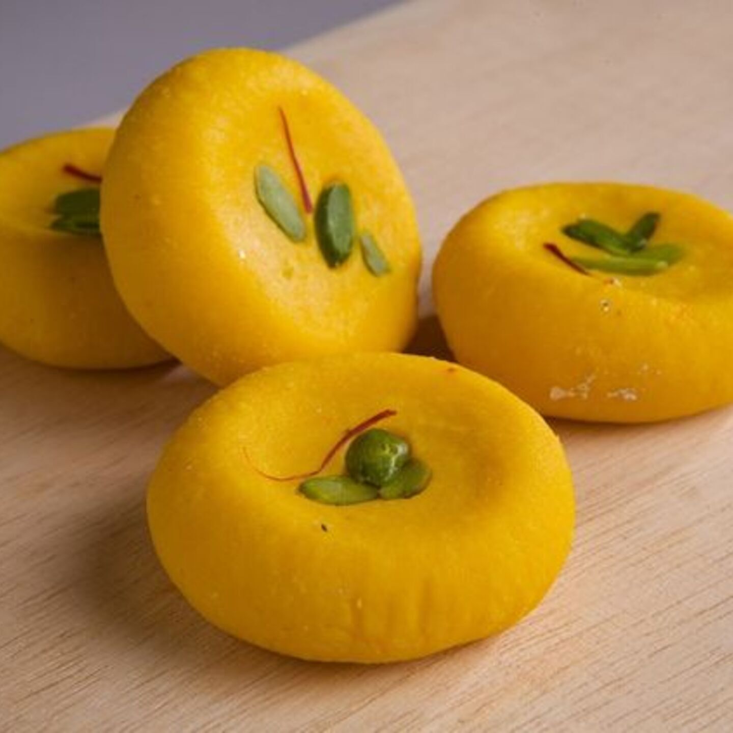 Kesar Khoya Peda