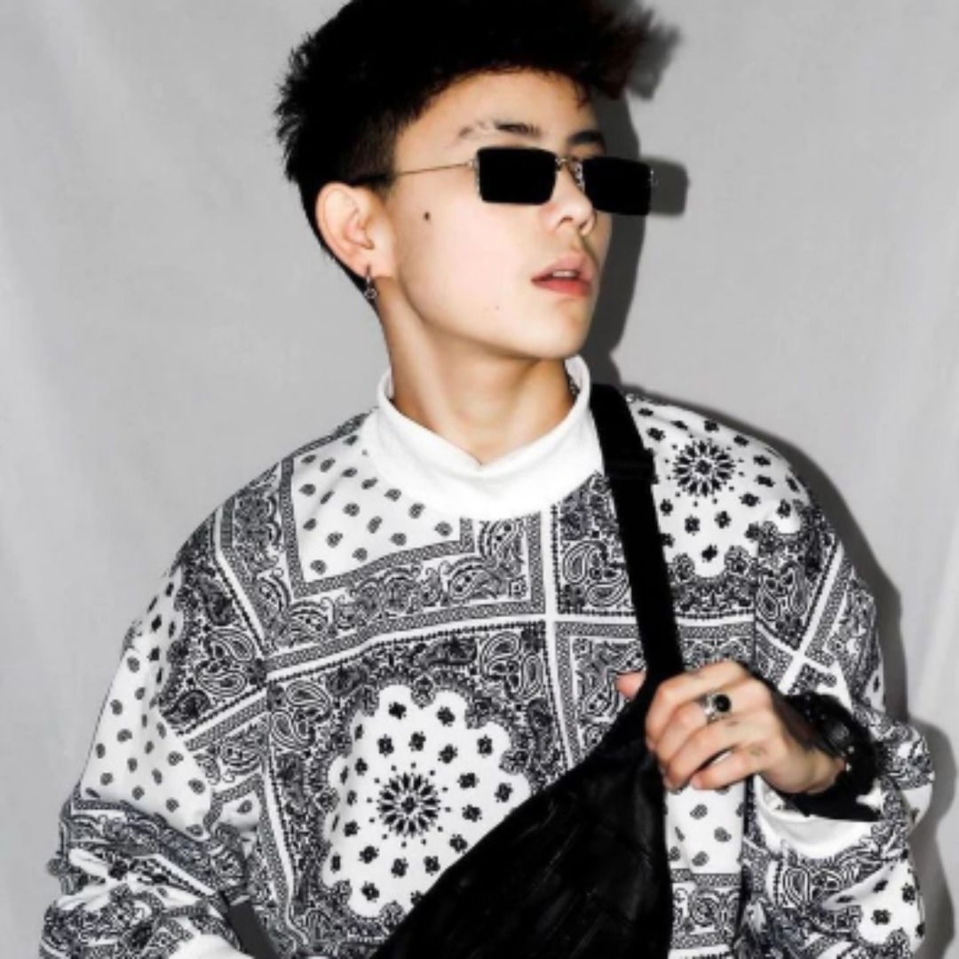 Bandana white oversized tee