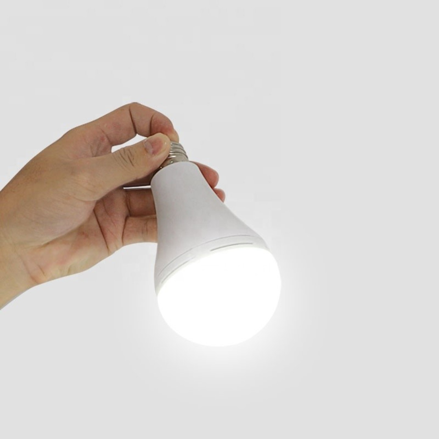 CAHAYA Inverter Bulb 9 Watt Rechargeable Emergency 