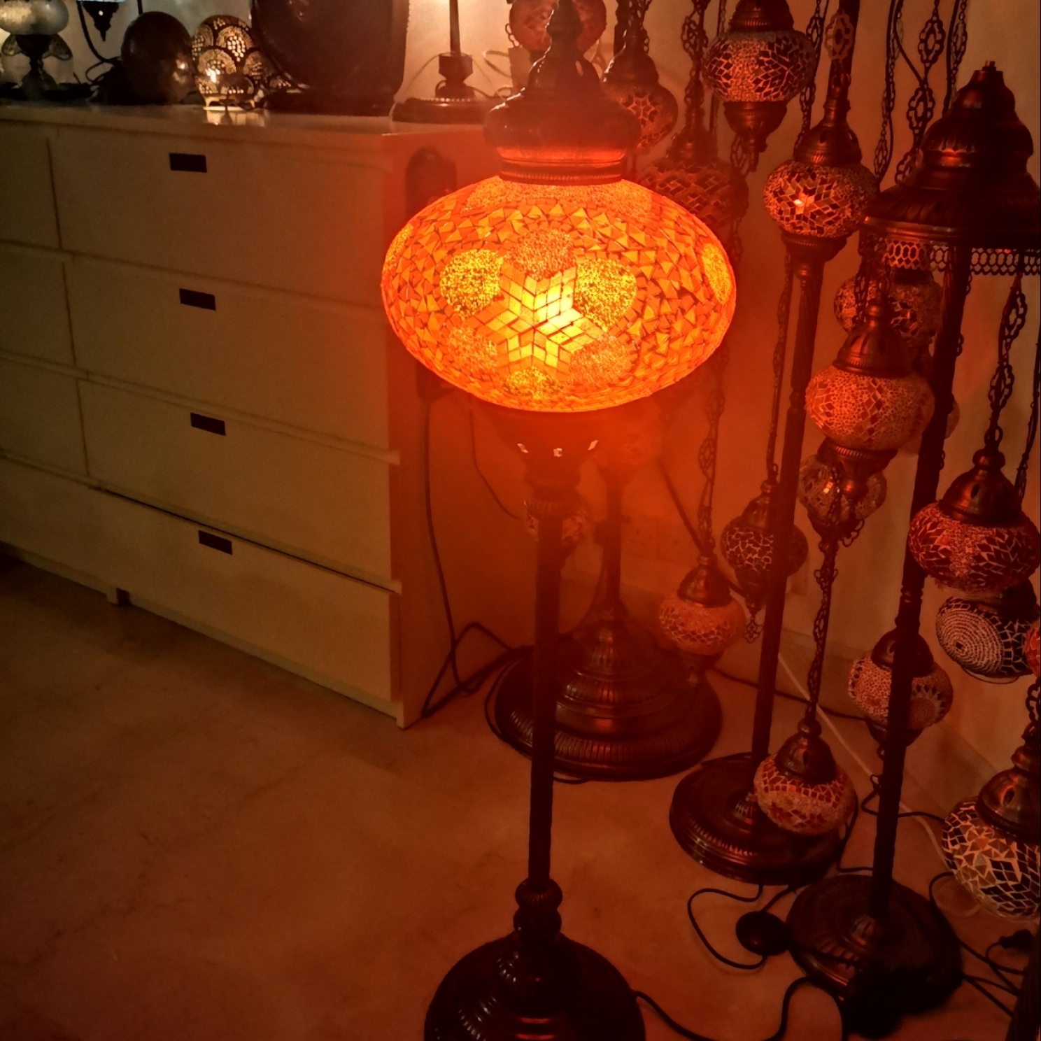 Single big globe standing lamp