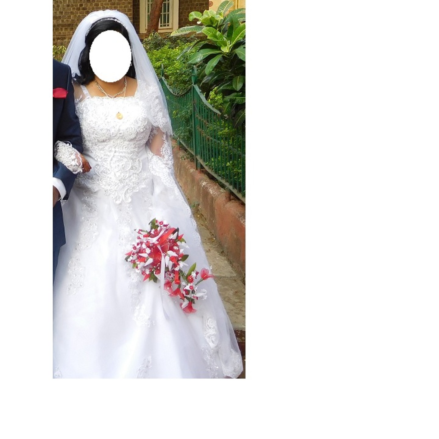 Bridal Net Gown on Rent Size L-XL