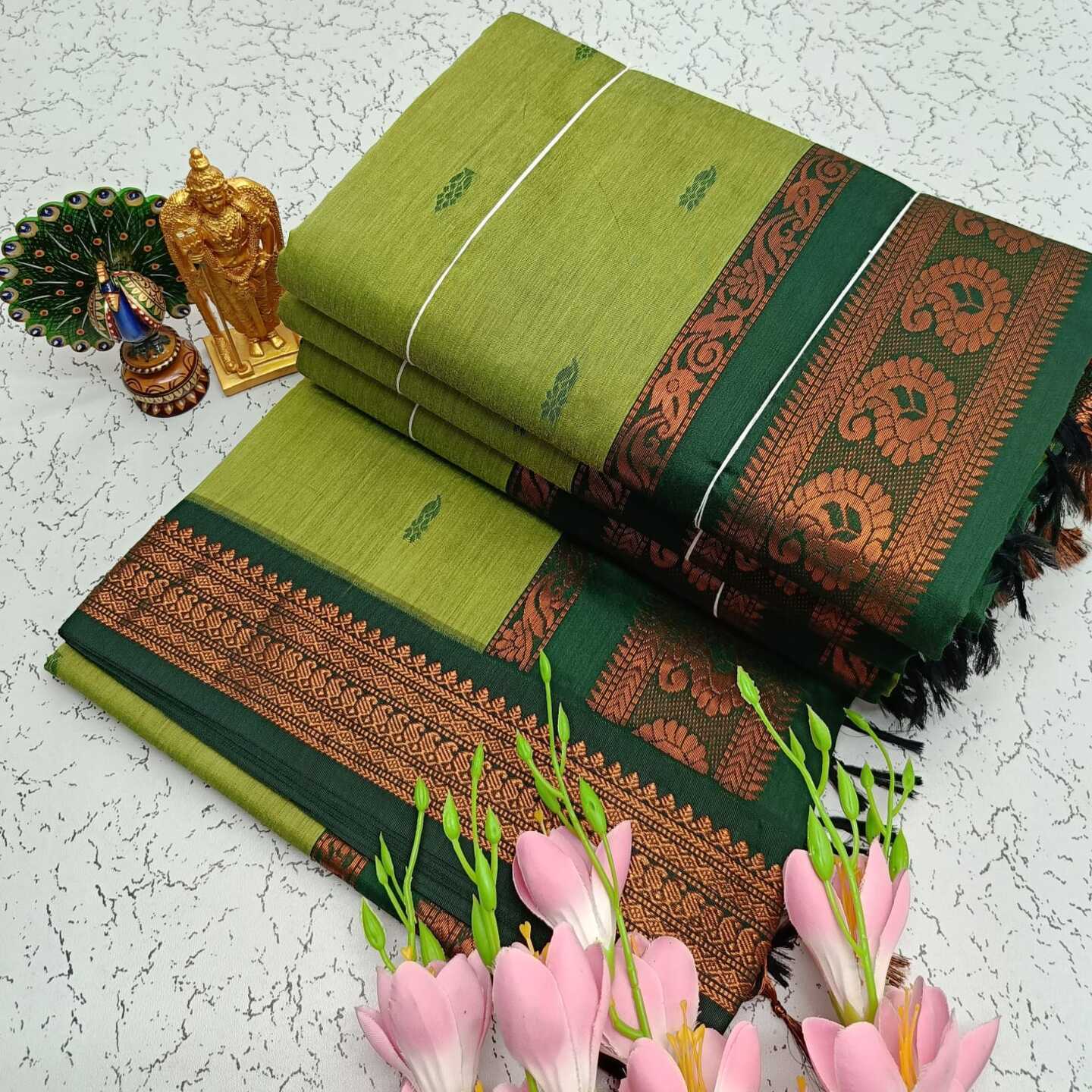 Mehendi Green Kalyani South Cotton Silk Handloom Saree with Mango Motifs