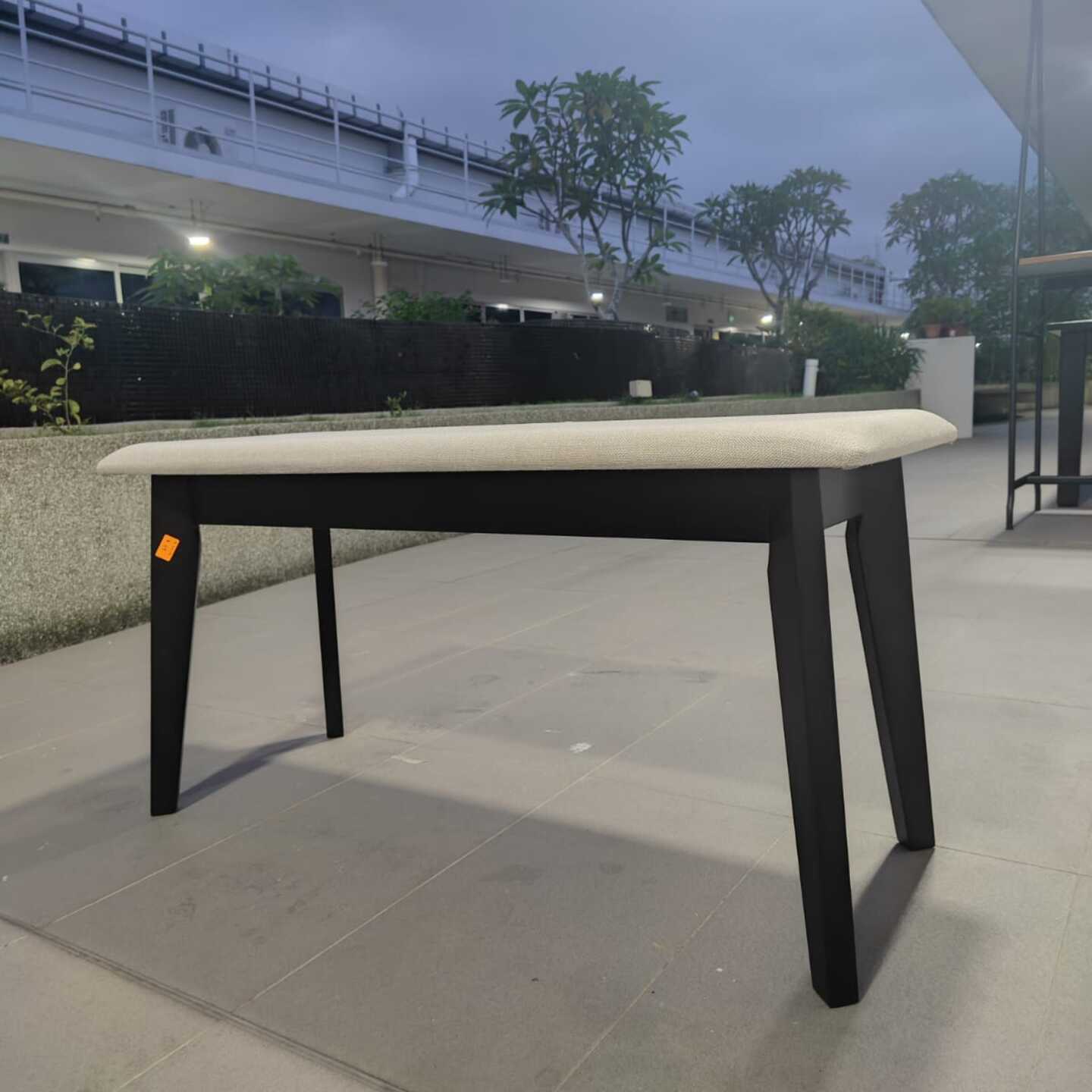 TITAN Bench in BEIGE FABRIC