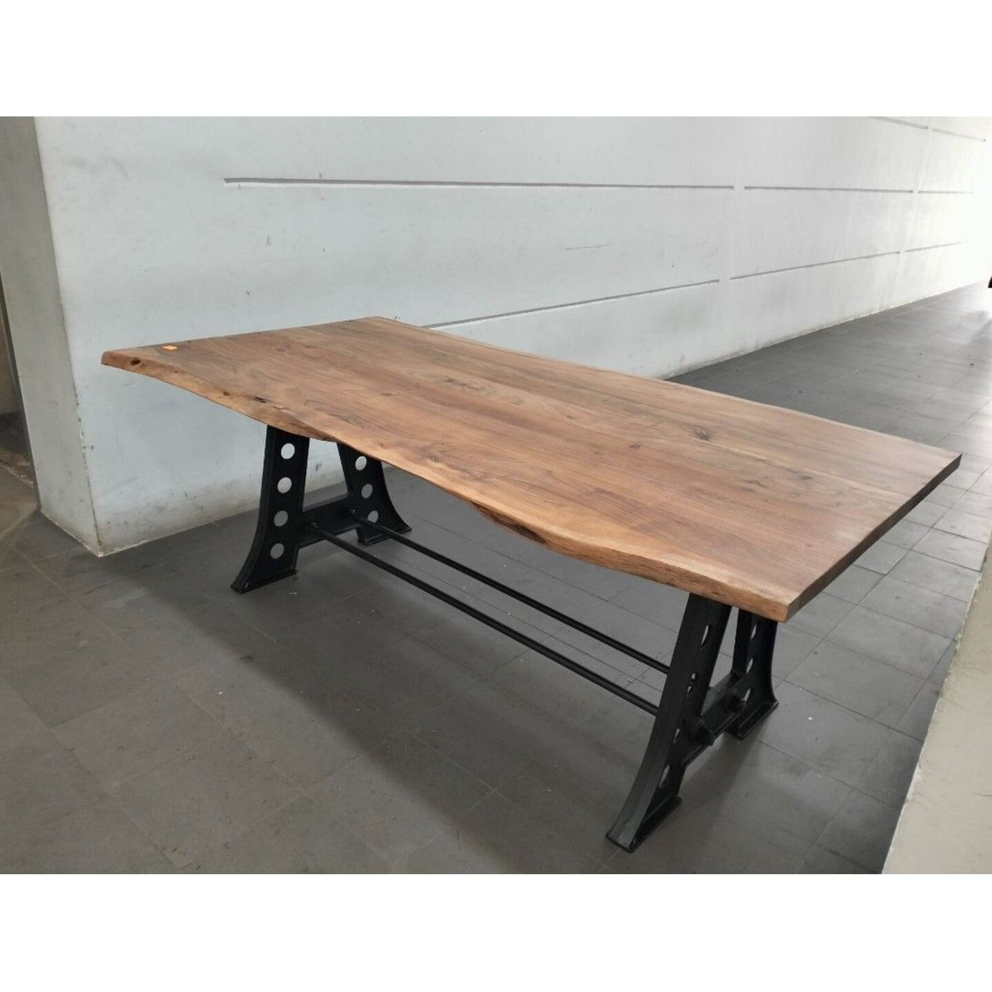 LUMBERJACK Solid Wood Dining Table