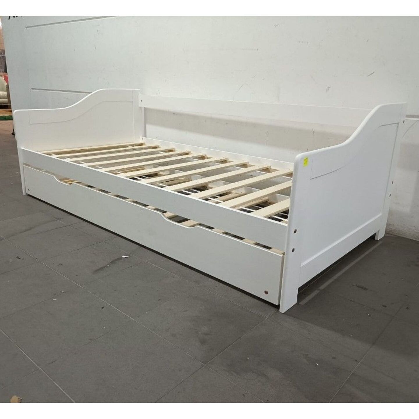 RUZENDA Single Size Wooden Day Bed in WHITE with Pull Out Trundle