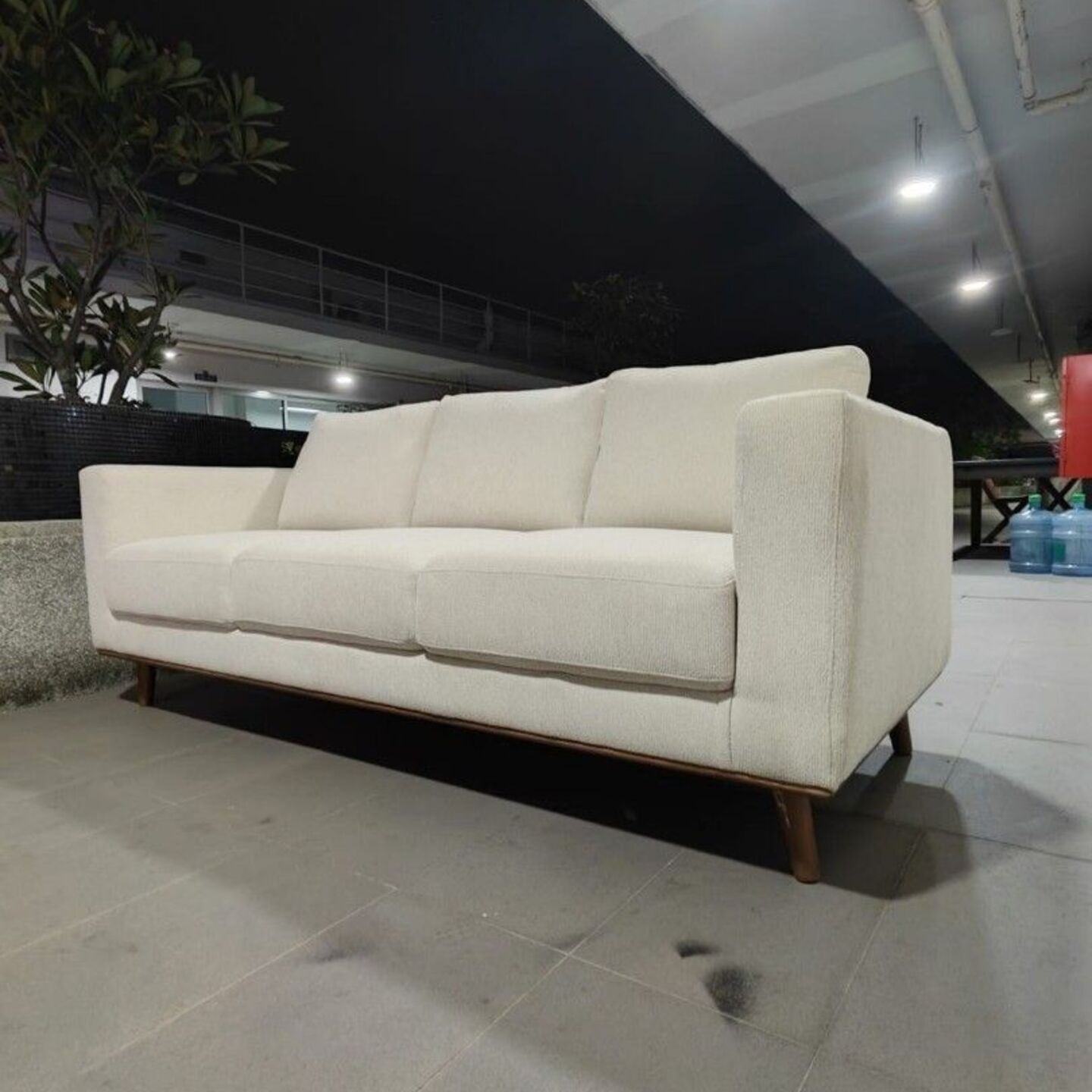 (ULTIMATE CLEARANCE SALE) EVAGRIUS 3 Seater Sofa in CREAM WHITE FABRIC