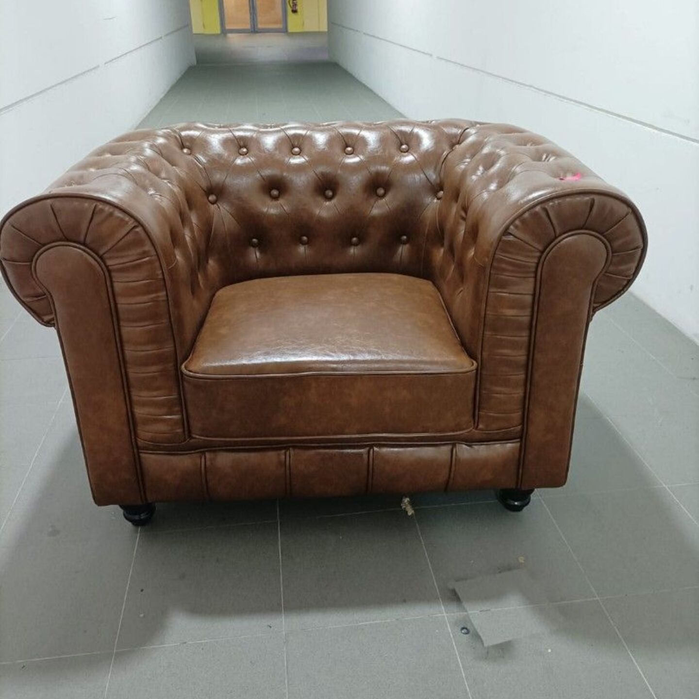 PRE ORDER SALVADO II Single Armchair Chesterfield in CAMEL BROWN PU - estimated delivery before end Dec 2023