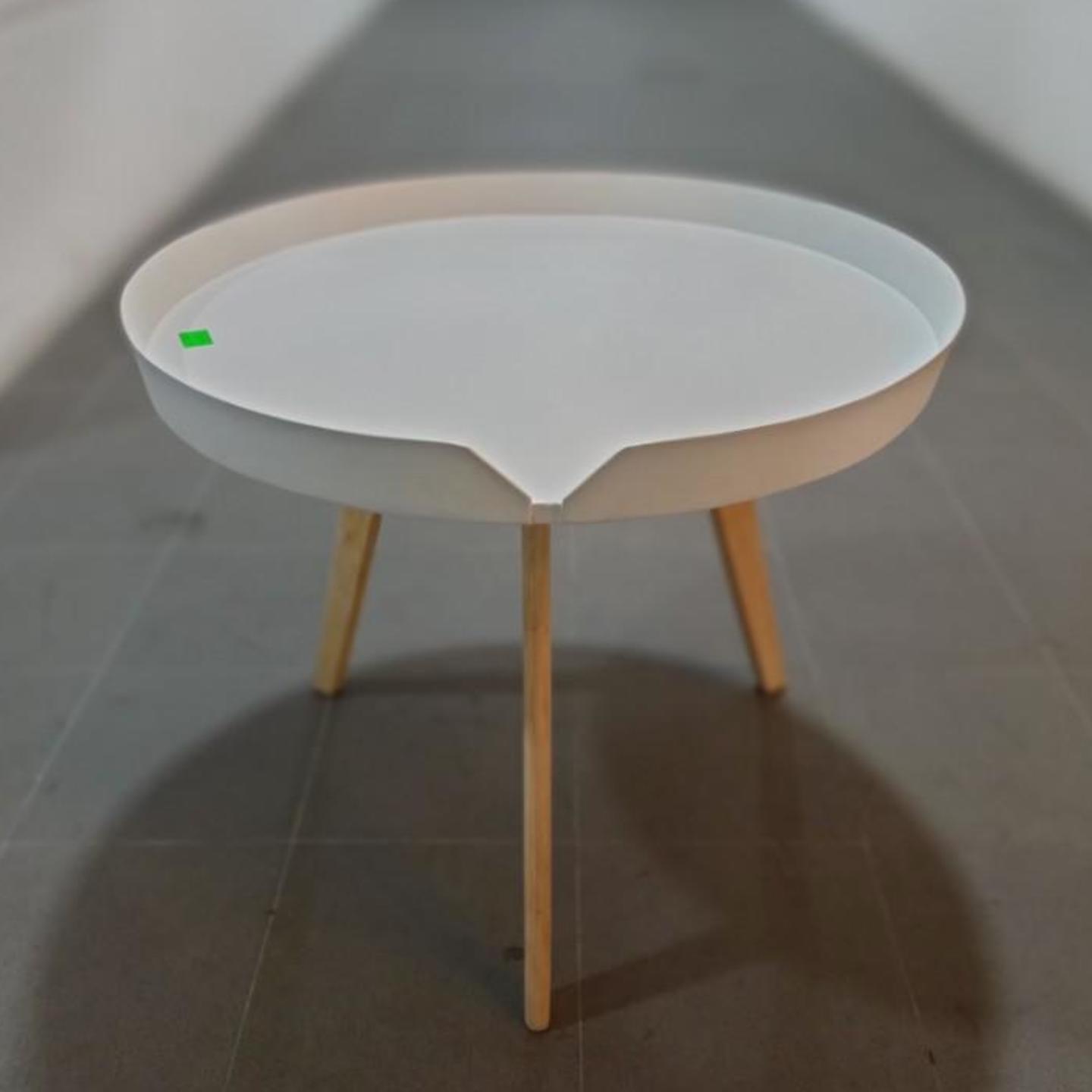 HELSKI Round Coffee Table in WHITE