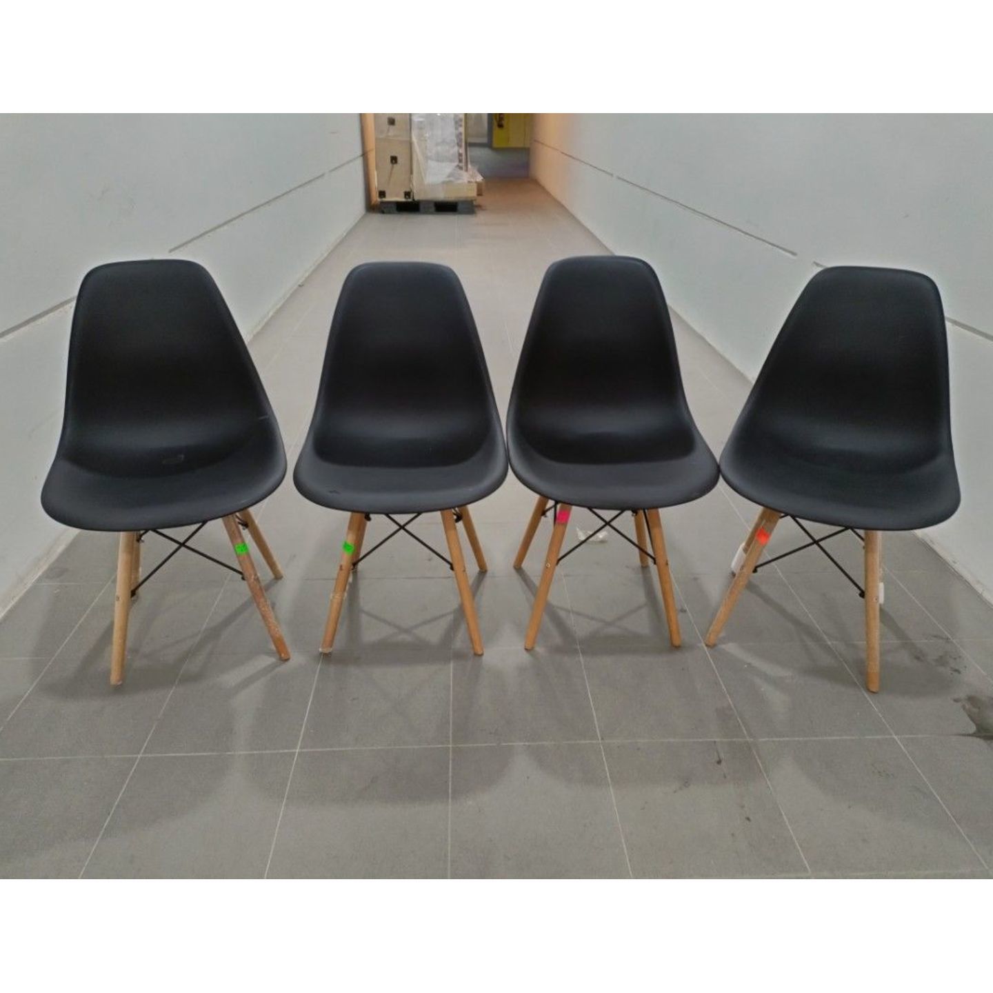 4 x RAZ Eames Designer Chairs in BLACK