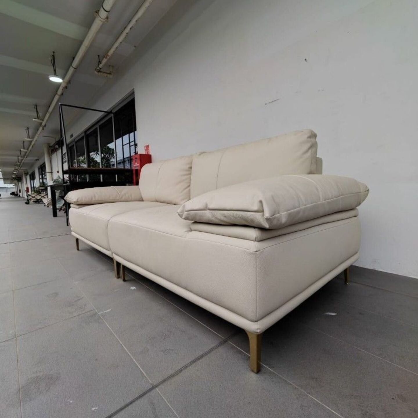CARCELEN 3.5 Seater Sofa in Genuine Leather