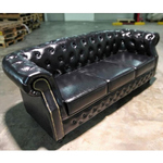 BOTTEVA 3 Seater Chesterfield Sofa in GLOSS BLACK PU