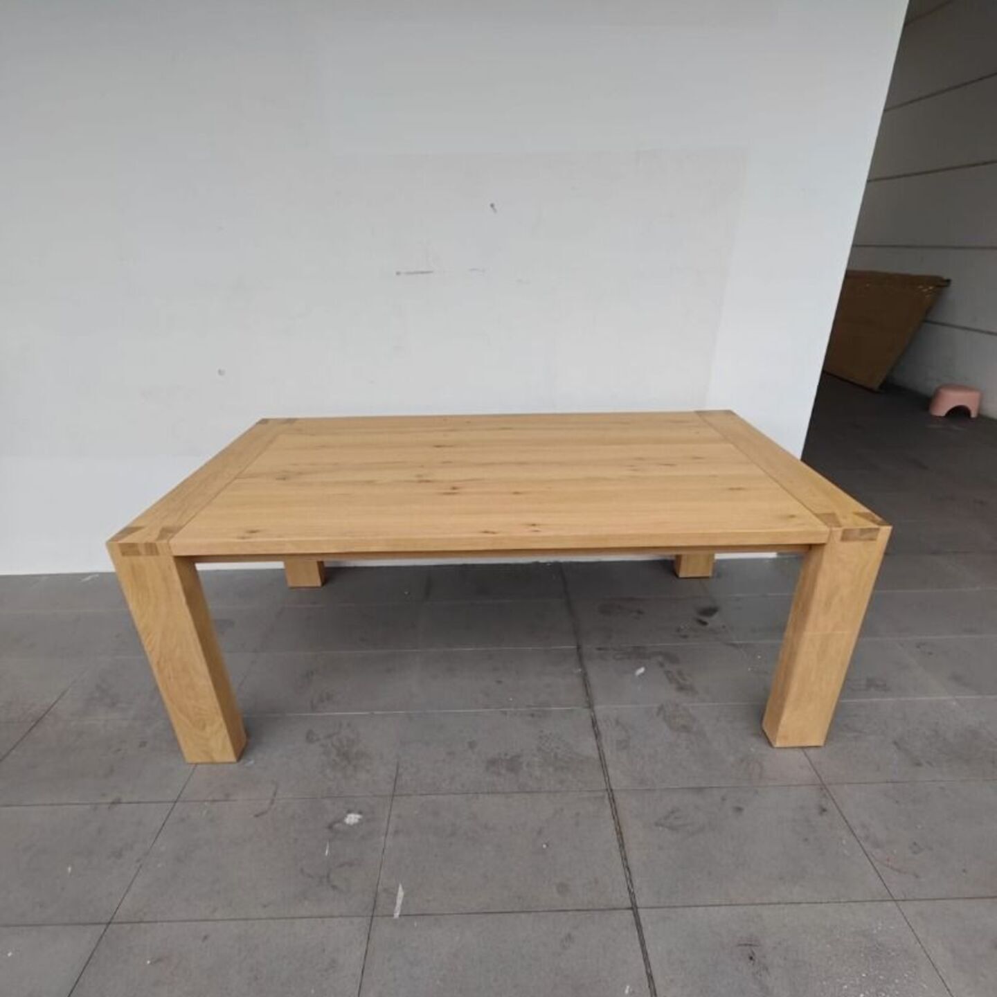 BARCOLA Extendable Dining Table 190-240