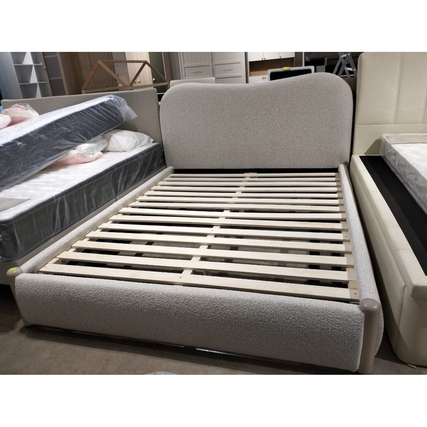 AYTES Queen Size Performance BOUCLE Bedframe