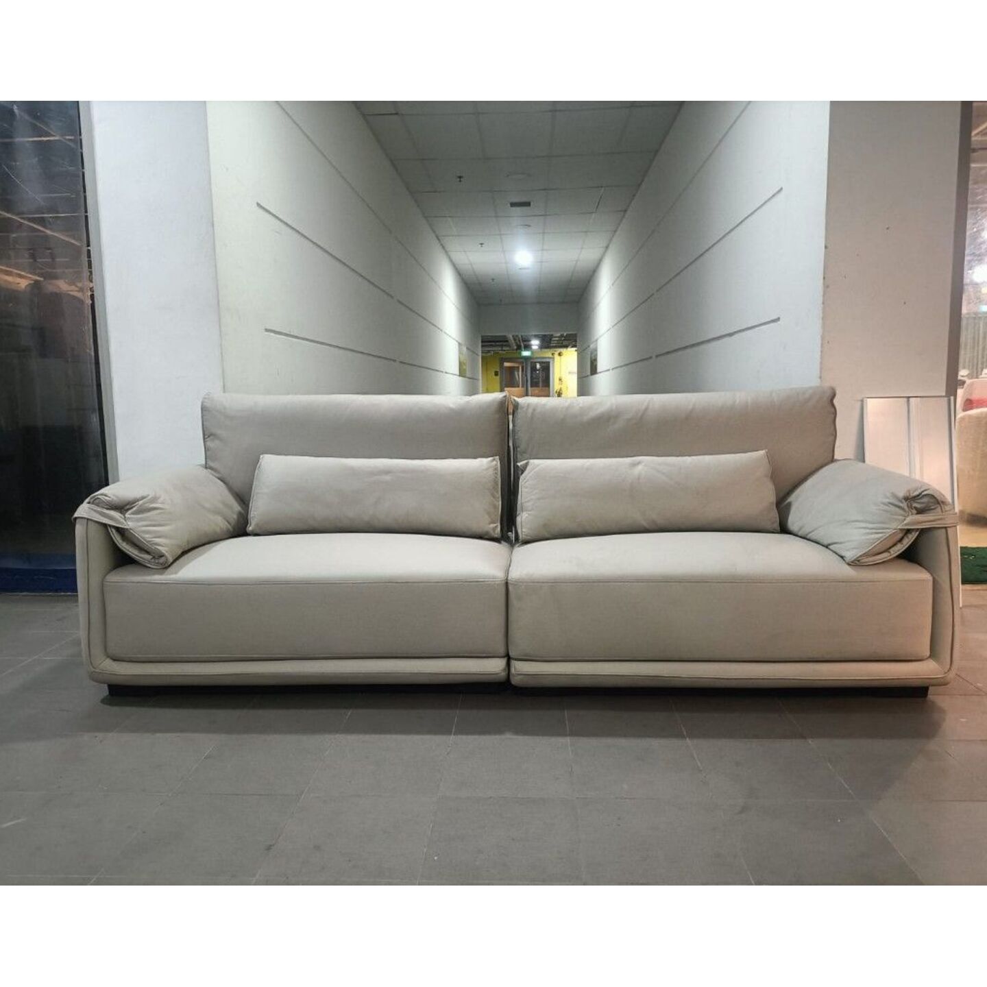 DETROIT 3.5 Seater Sofa in GREY LEATHAIRE