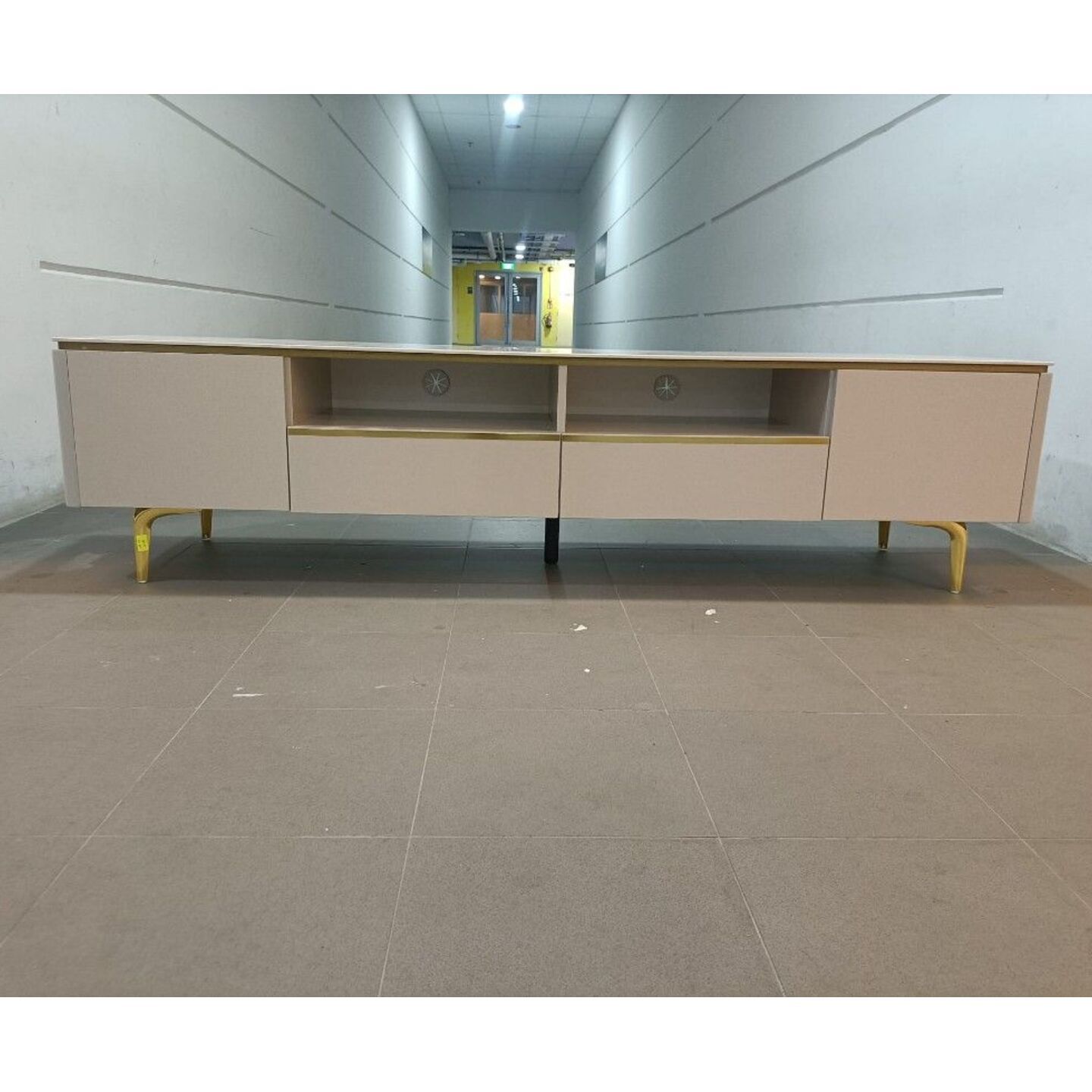 GARTHE TV Console with Sintered Stone Top