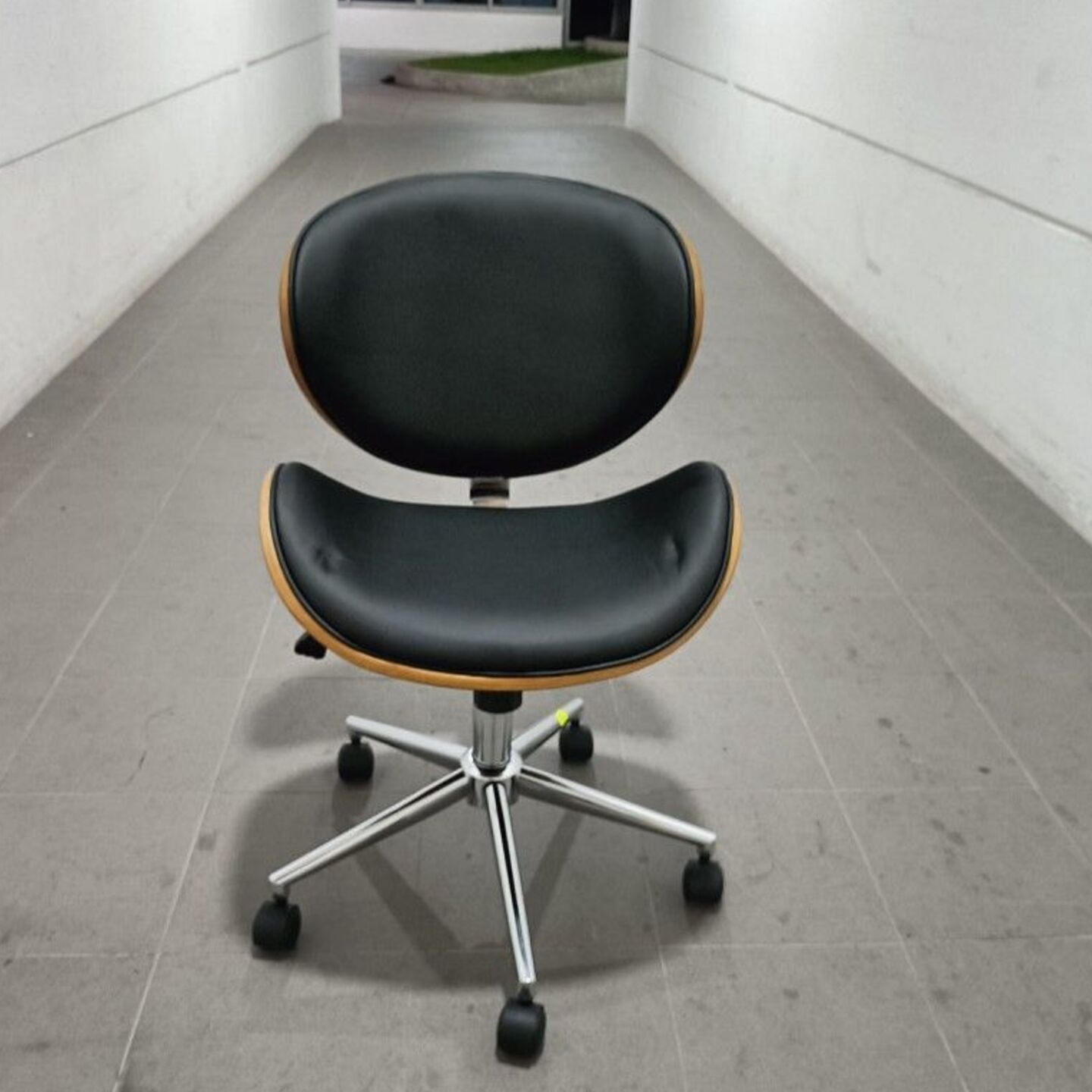 STEWART Office Chair in BLACK PVC