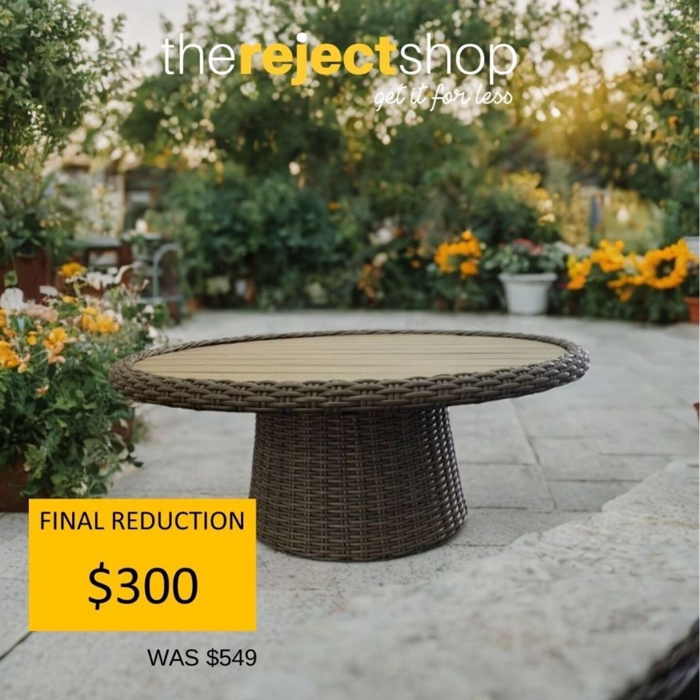 (ULTIMATED PRICE) LUQA Outdoor Round Pedestal Coffee Table