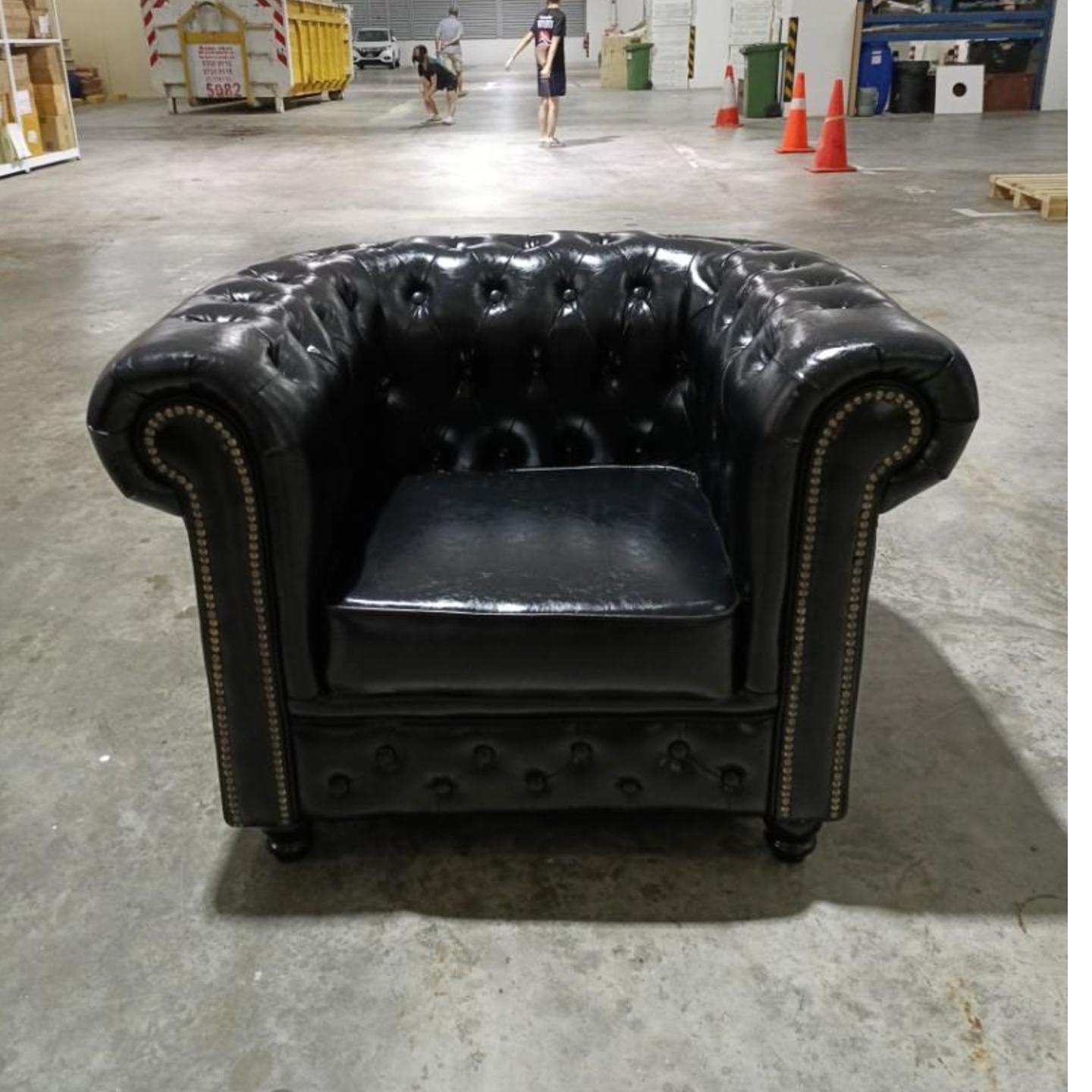 SALVADORE X Single Seater Sofa in GLOSS BLACK PU