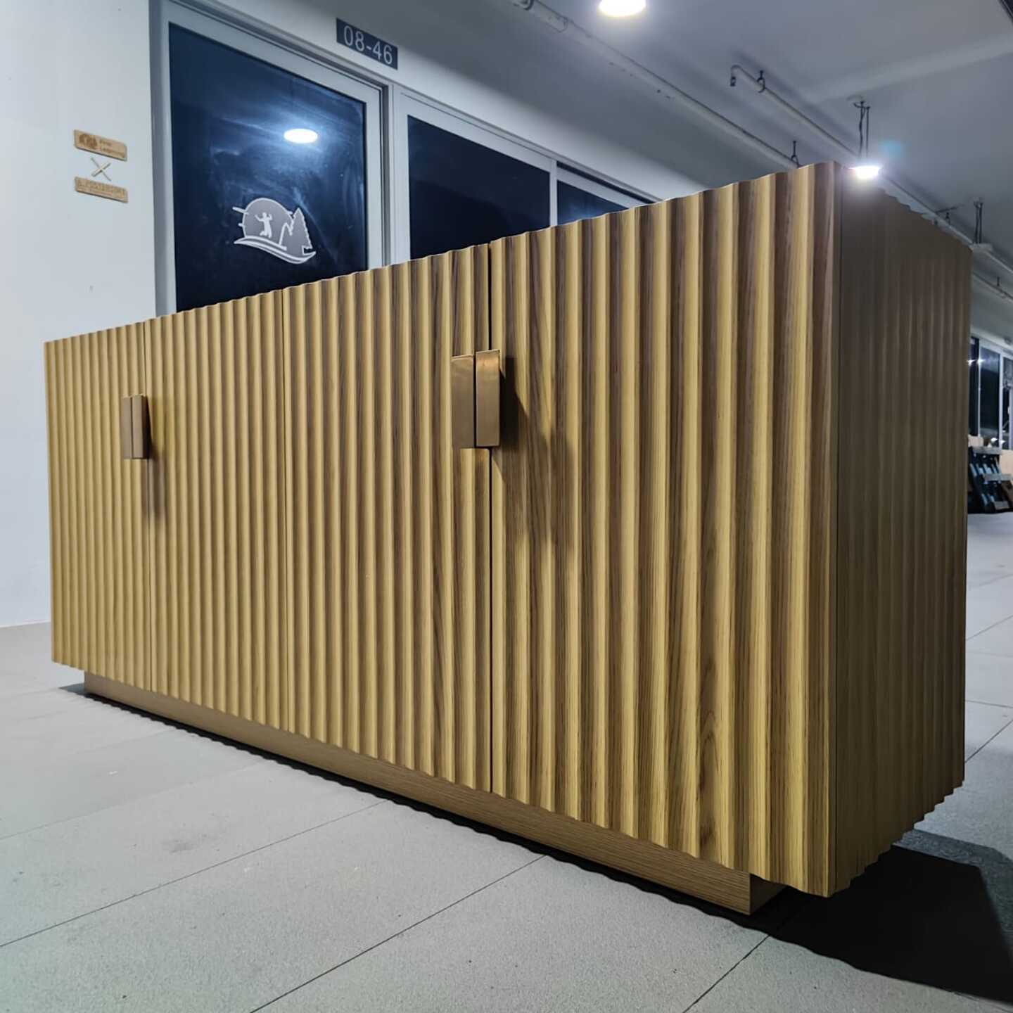 SANTI VALPO Sideboard in OAK