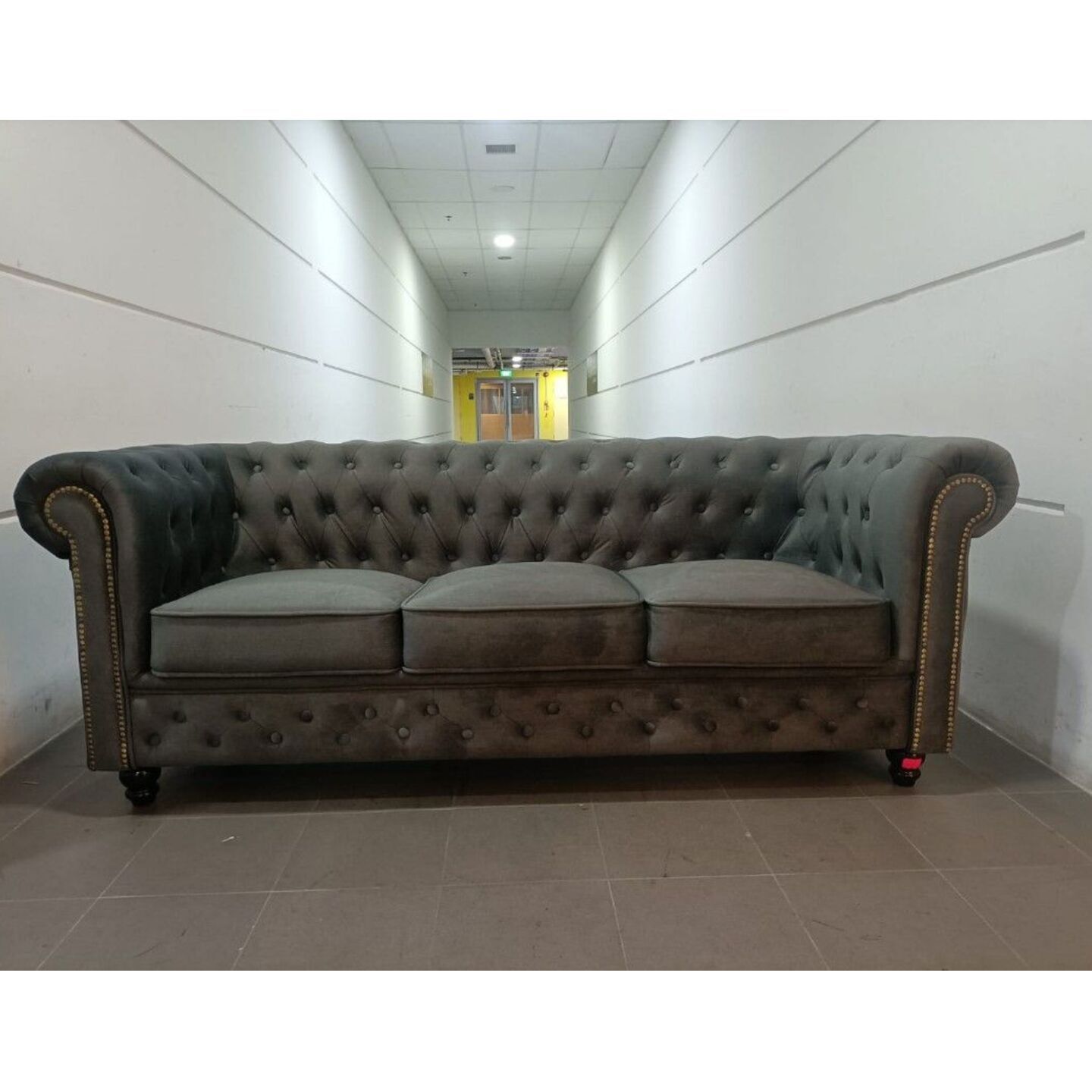 CAT FRIENDLY SALVADORE X 3 Seater Chesterfield Sofa in IRON GREY TECH VELVET 50509-P13