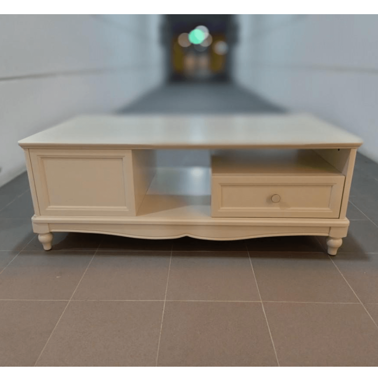AMAYA Coffee Table in WHITE IVORY