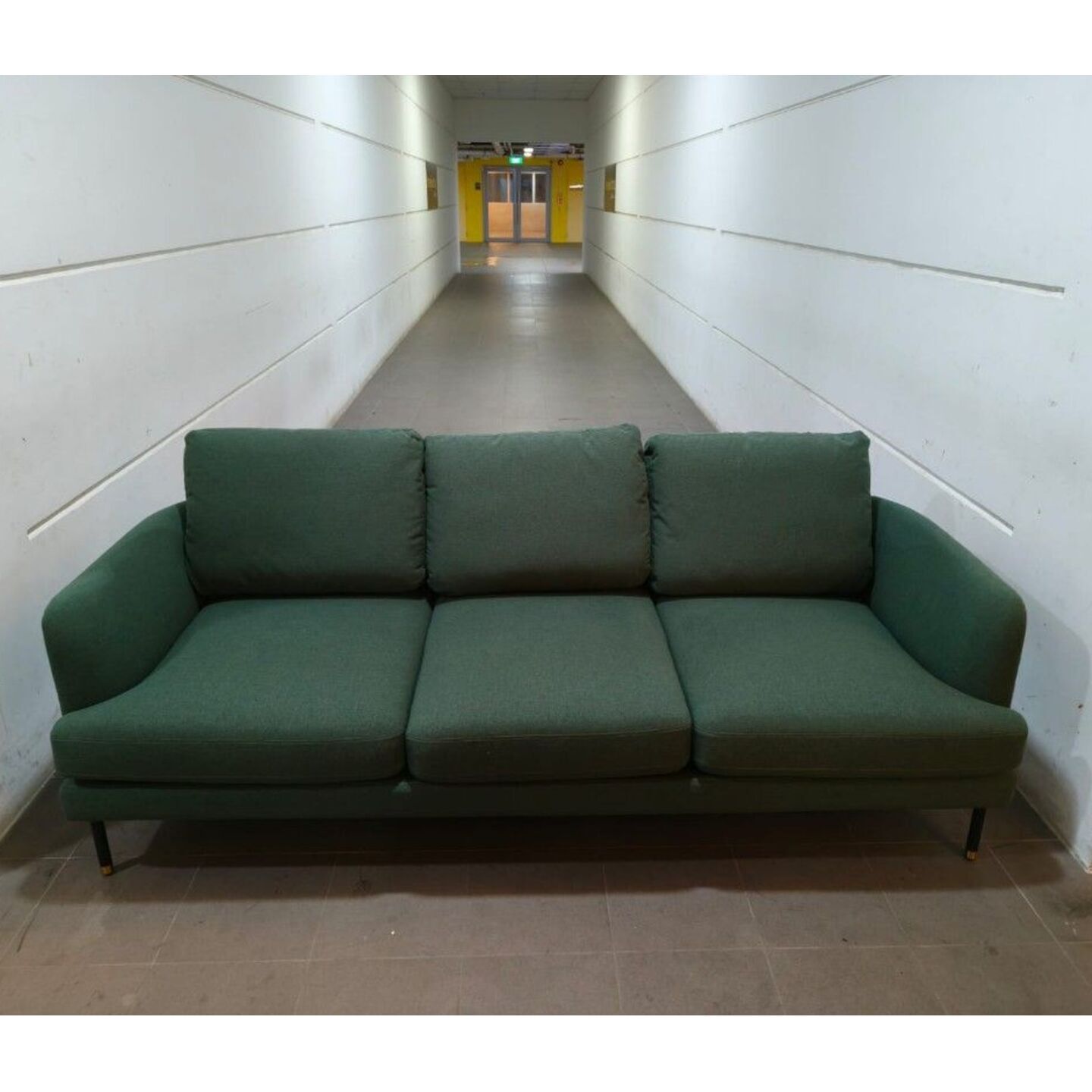 GAESUNG 3 Seater Sofa in GREEN FABRIC