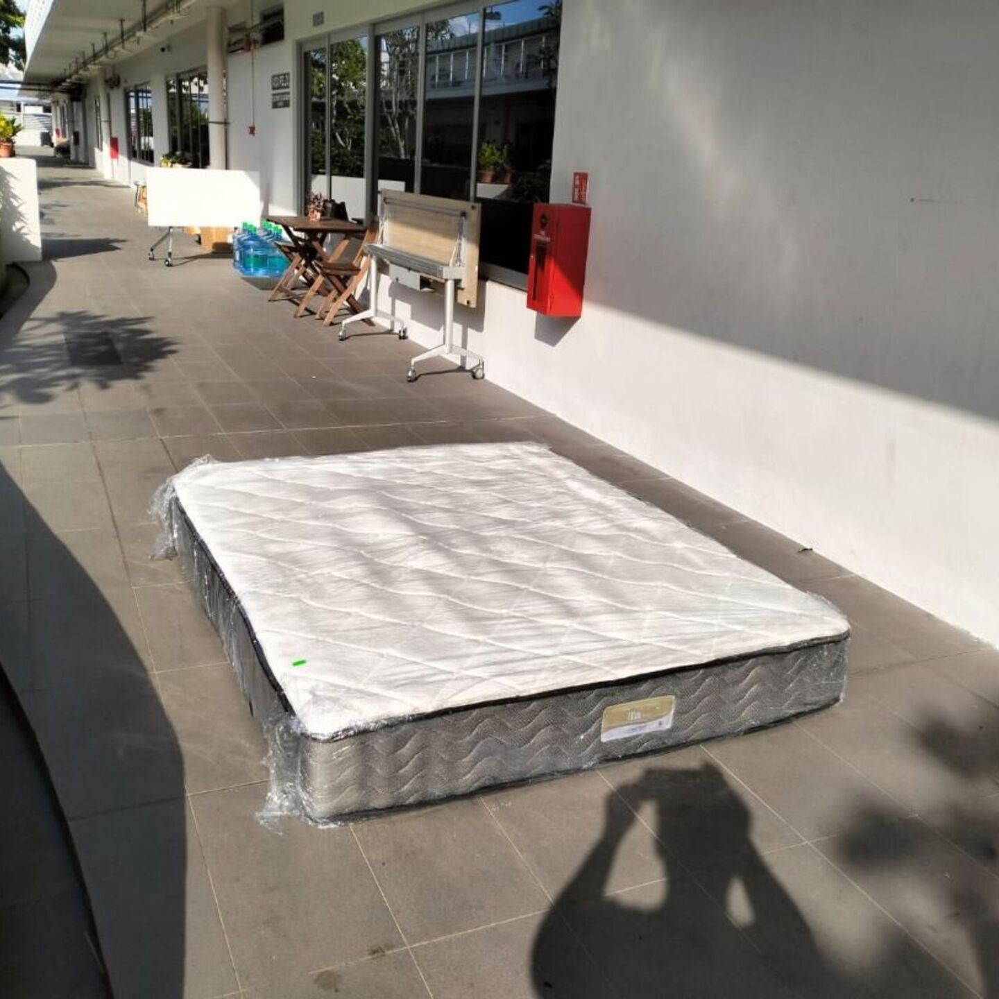 SLEEPMED Premium Queen Size Pocketed Spring Mattress - Tranquil Night