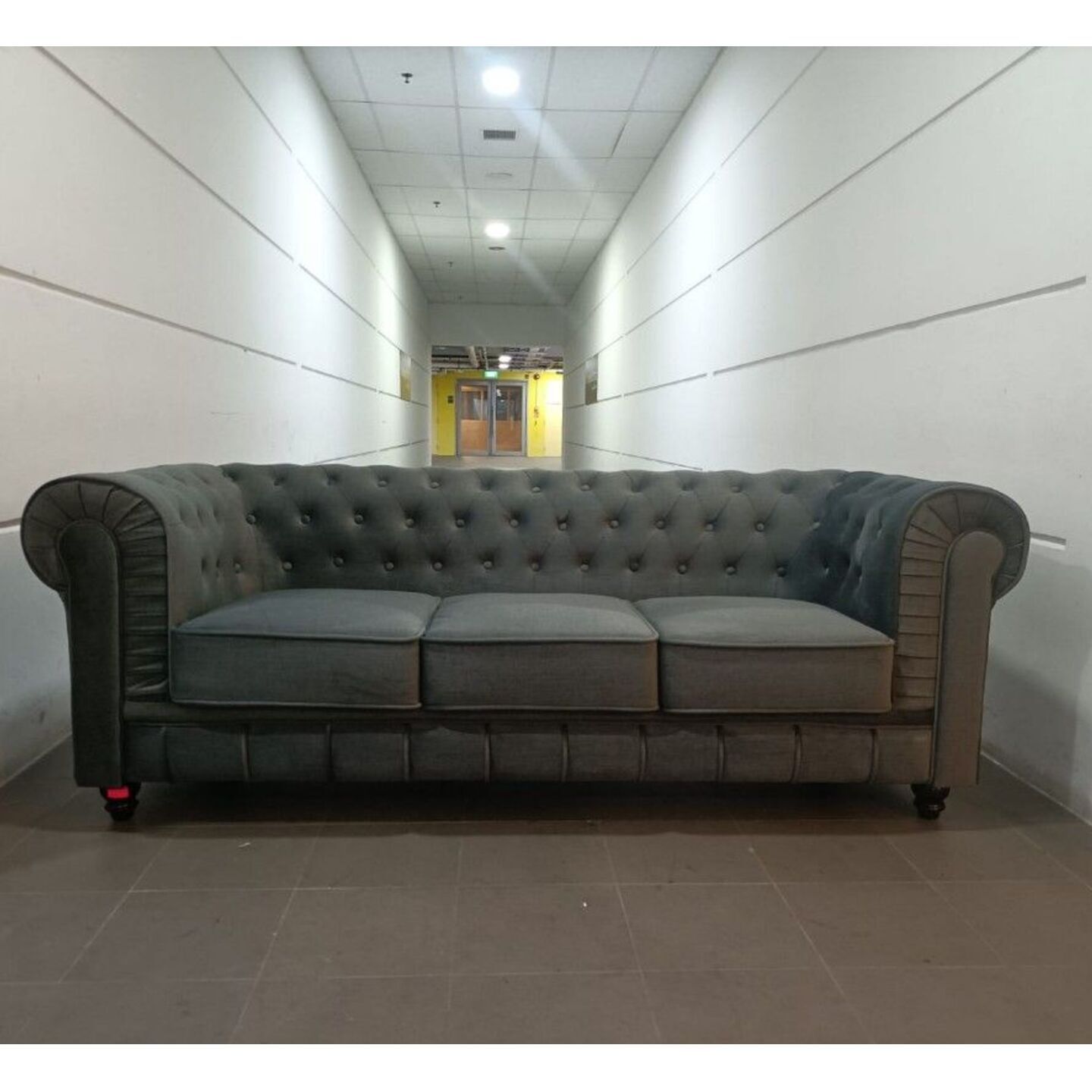 CAT FRIENDLY SALVADO II 3 Seater Chesterfield Sofa in CHARCOAL GREY TECH VELVET 50709-P10