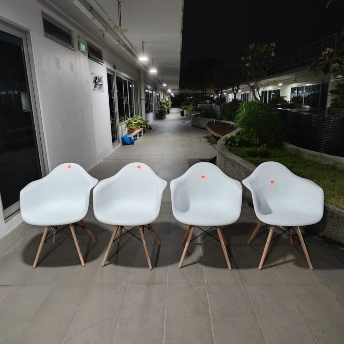 RAYZ Armchairs in white (SET OF 4)