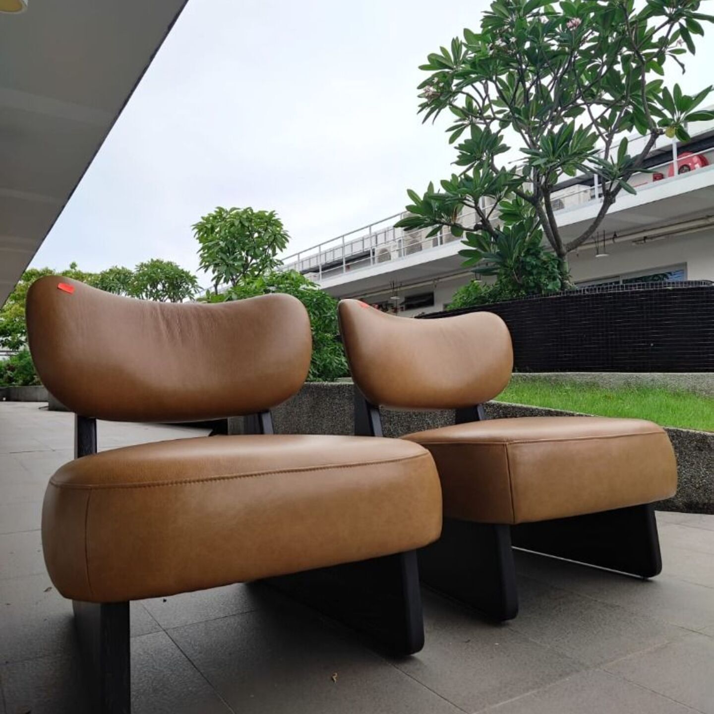 KNOWLES Leather Chair