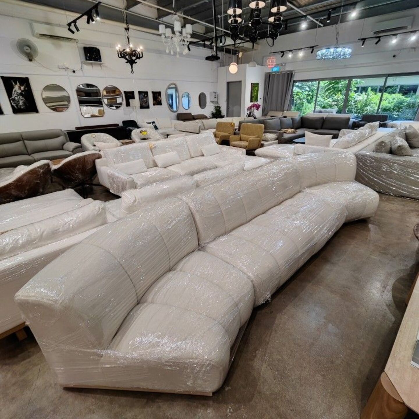 BARKLEY Performance Boucl Chaise Sectional Sofa